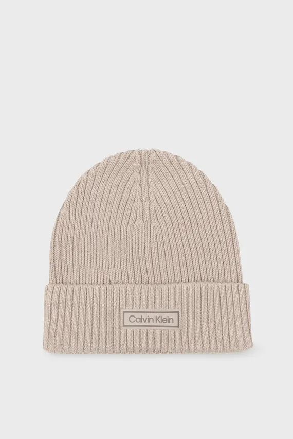 Shapka PATCH CHUNKY RIB COTTON BEANIE Calvin Klein
