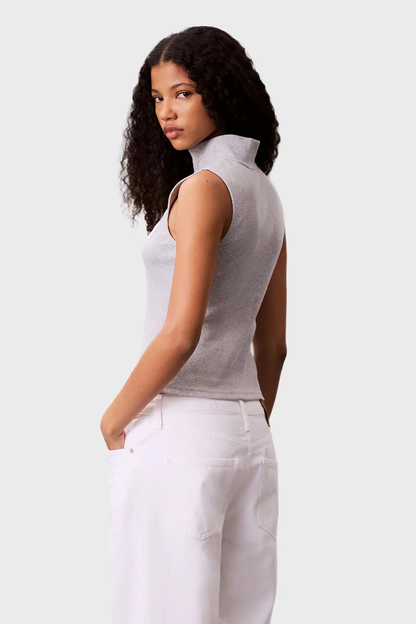 Топ/A- WOVEN LABEL SL QZ TOP 3