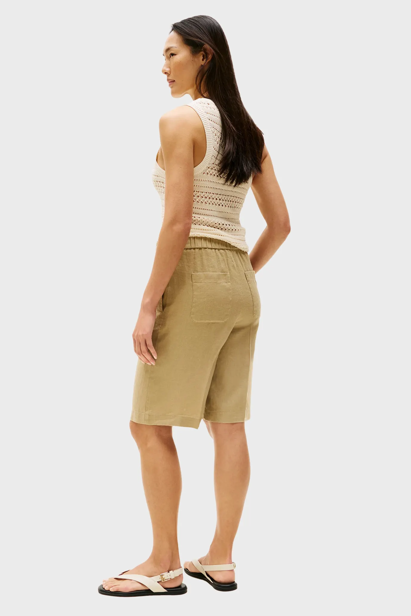 Shortik ESS LINEN TAILORED SHORT 4