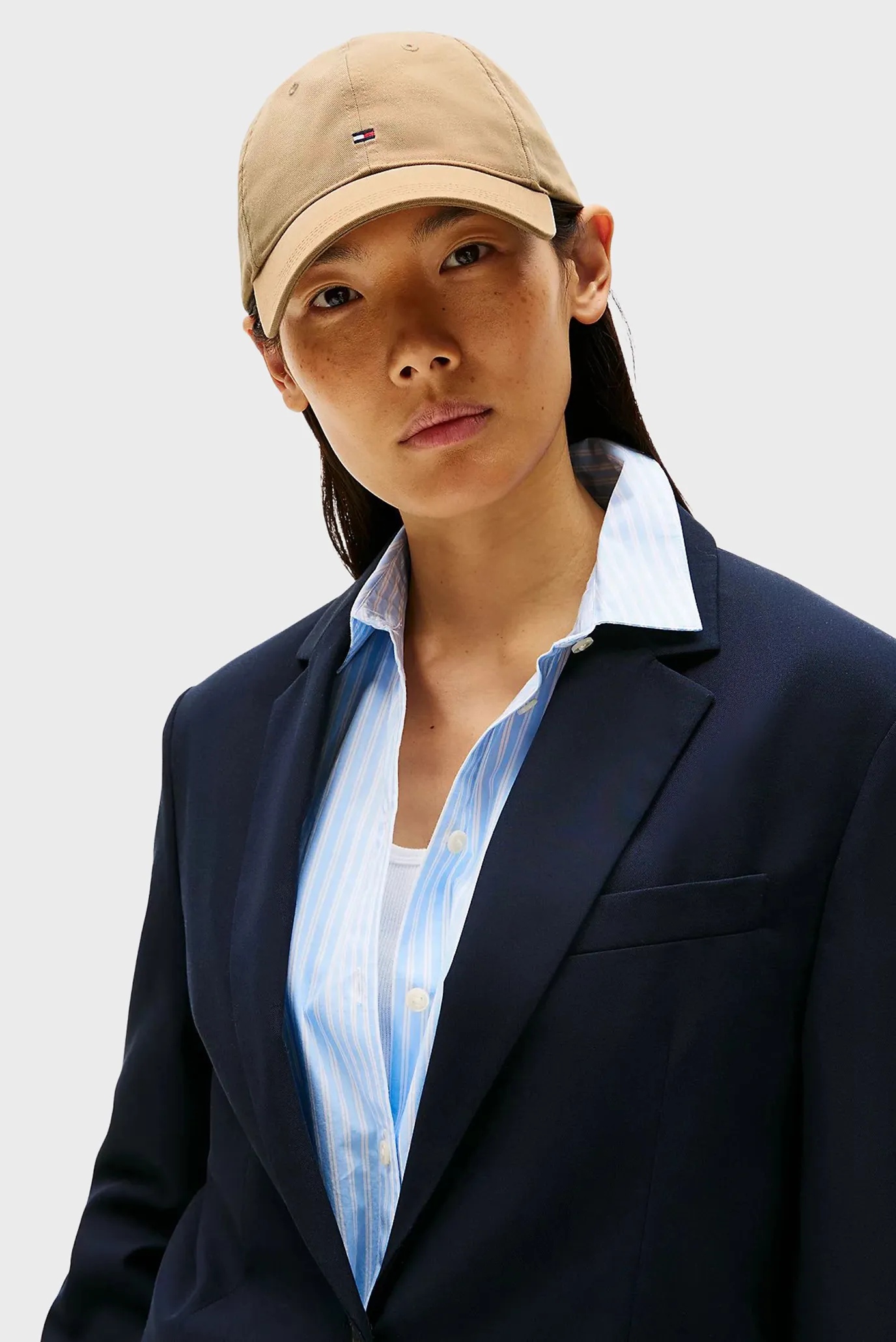 Kepka ESSENTIAL FLAG SOFT CAP 2