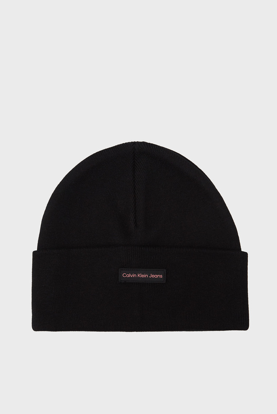 Shapka INST PATCH BEANIE Calvin Klein Jeans Shapka INST PATCH BEANIE Calvin Klein Jeans