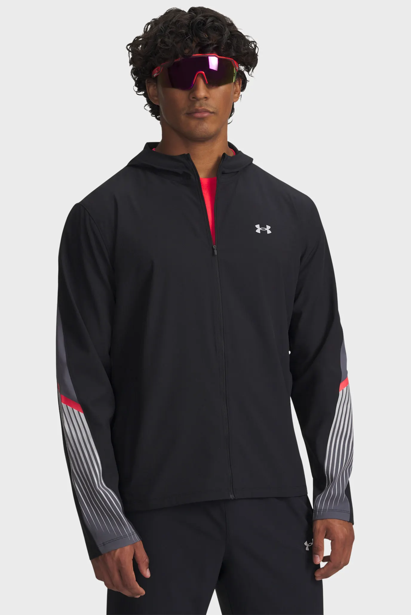 Vetrovka/UA Velociti Storm Hooded Jkt 1