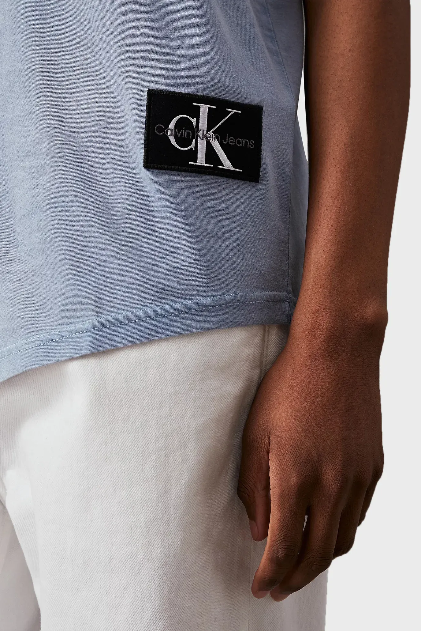 Futbolka WASHED MONOLOGO BADGE TEE 4