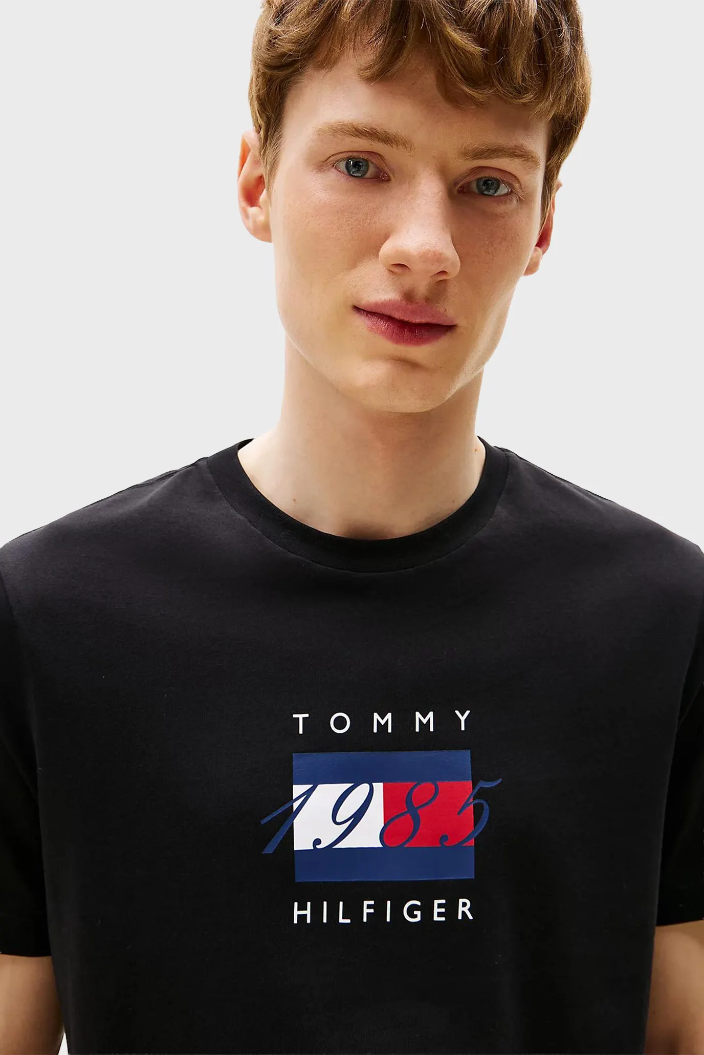 Футболка LINEAR FLAG GRAPHIC TEE 4