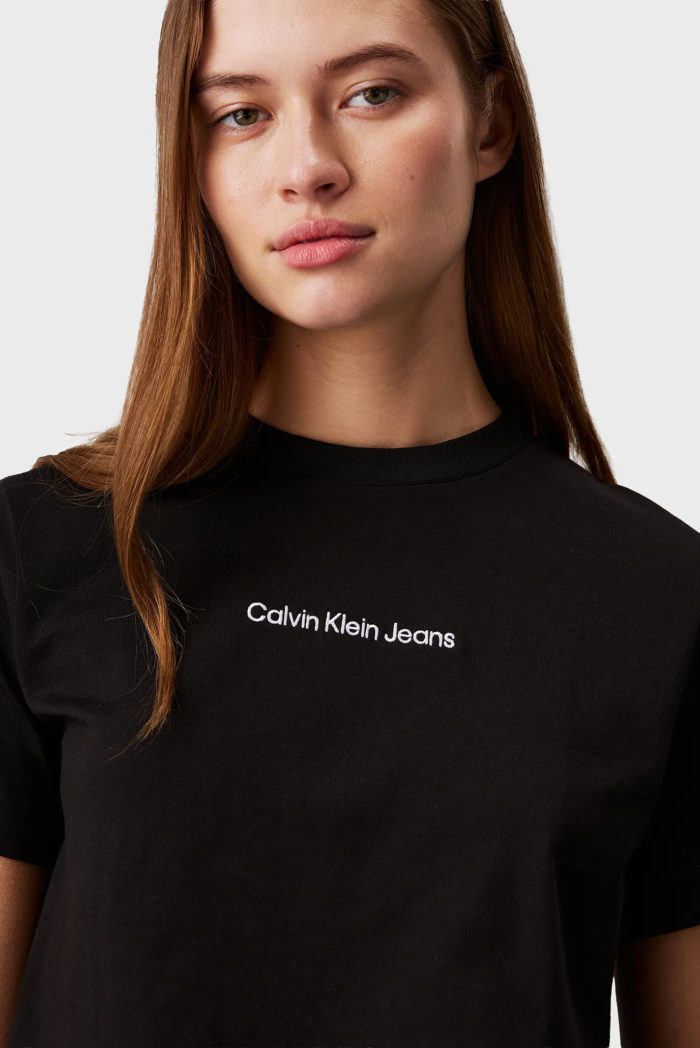 Футболка INSTITUTIONAL STRAIGHT TEE 4