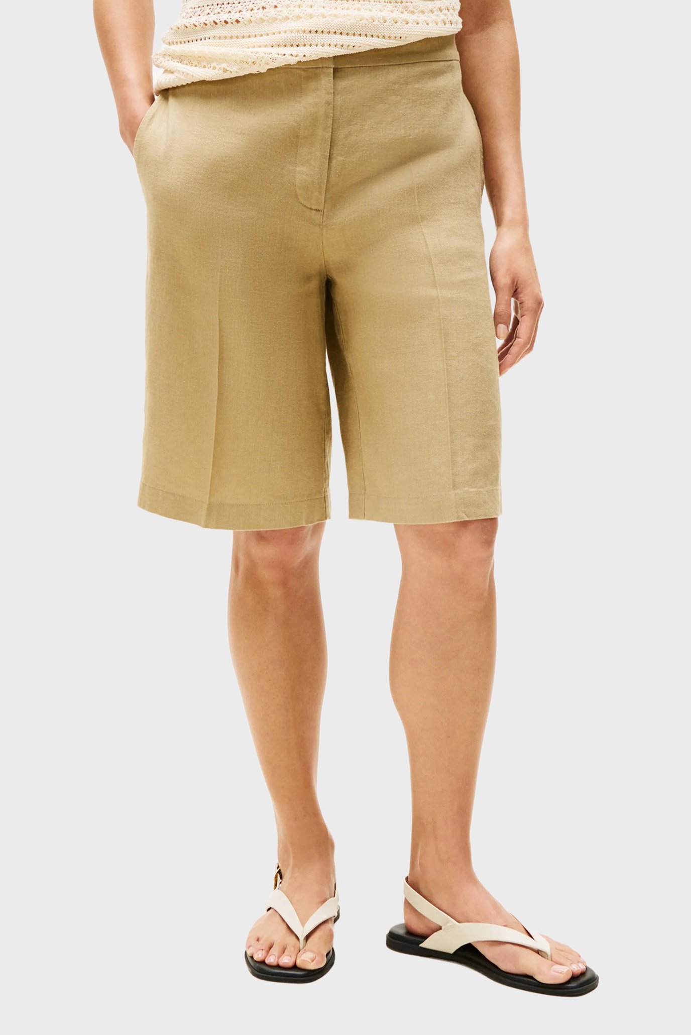 Shortik ESS LINEN TAILORED SHORT 1
