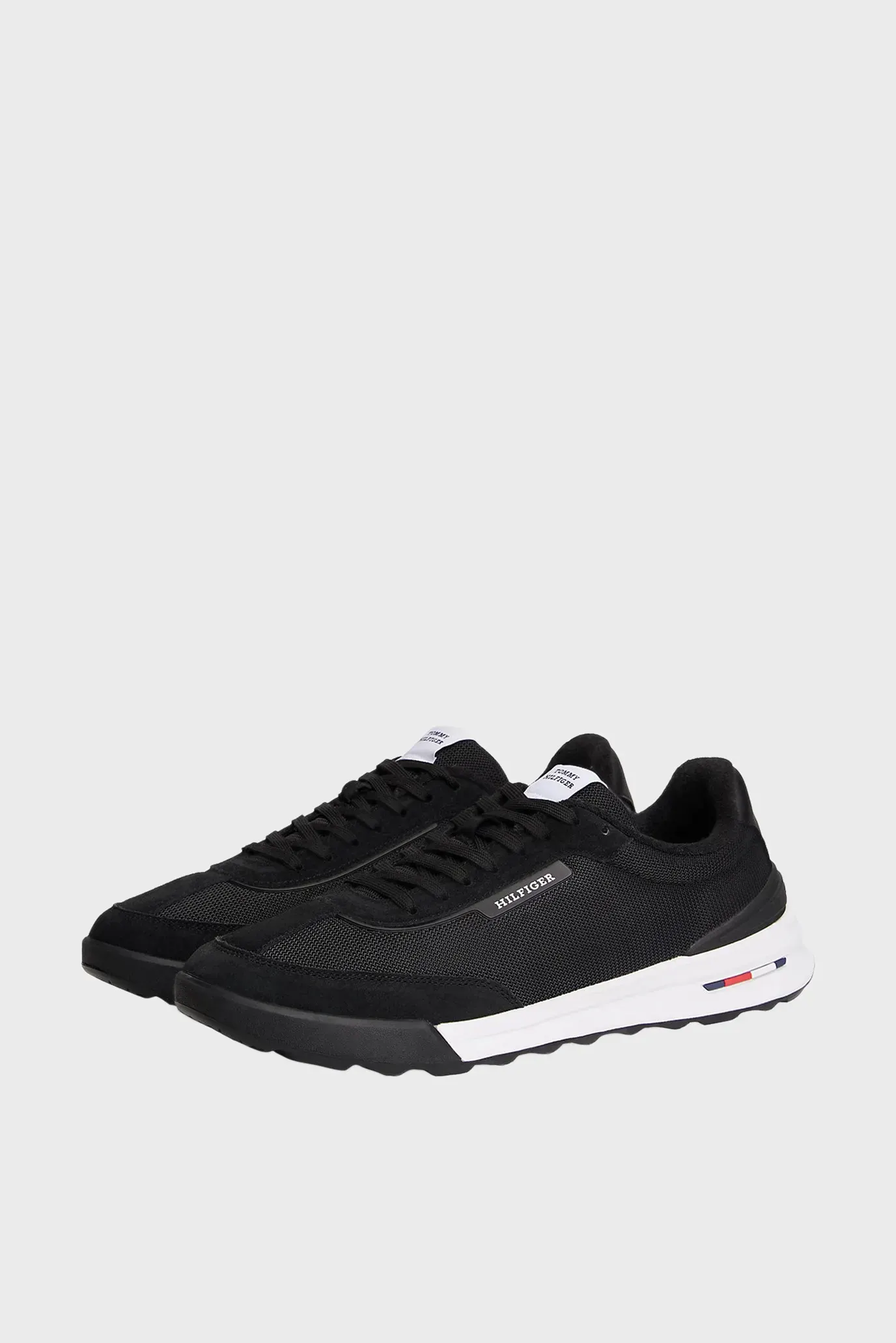 Krossovka NU RETRO RUNNER SEASONAL 3