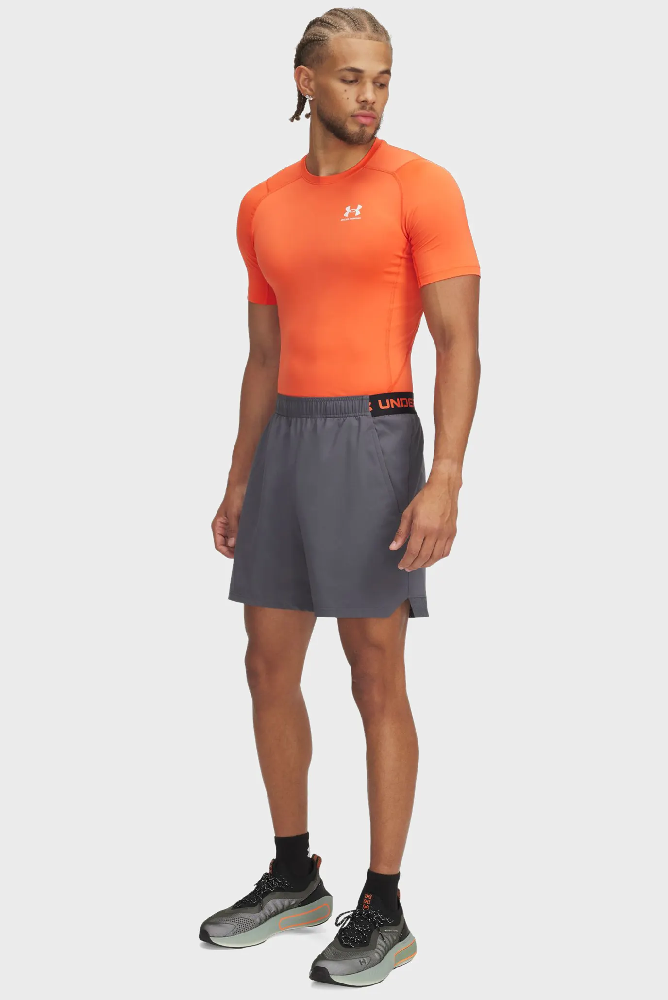 Shortik UA Vanish Woven 6in Shorts 2