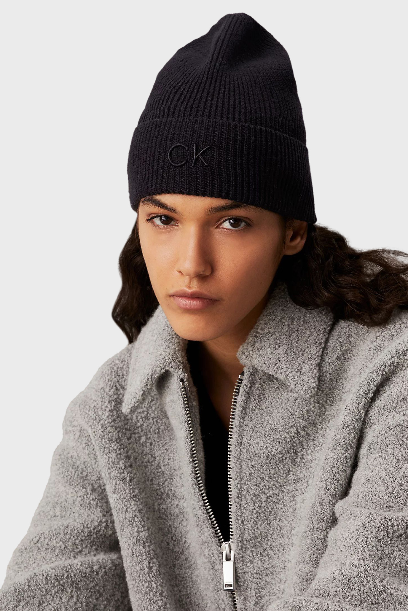 Shapka CK EMBROIDERY FINE RIB BEANIECalvin Klein Shapka CK EMBROIDERY FINE RIB BEANIE 2