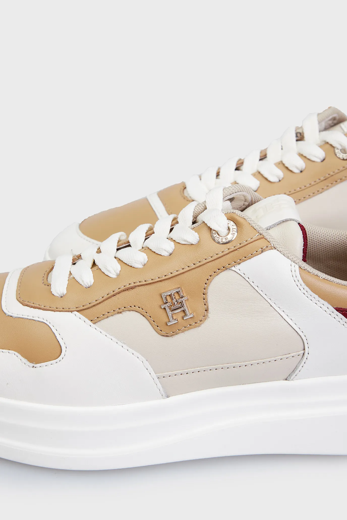 Krossovka LUX POINTY COURT SNEAKER 2