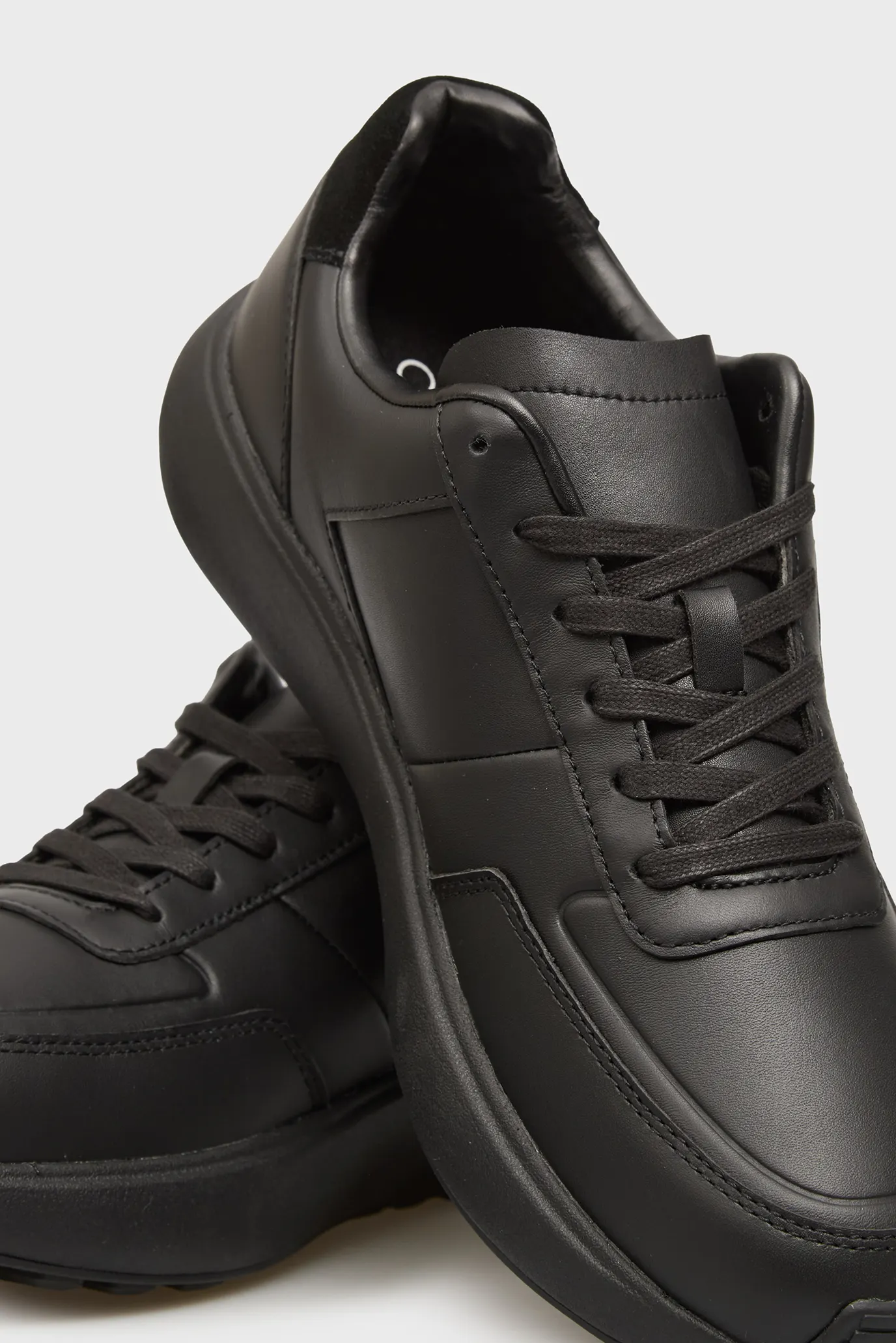 Krossovka CITY RUNNER LACEUP TAPE LTH 2