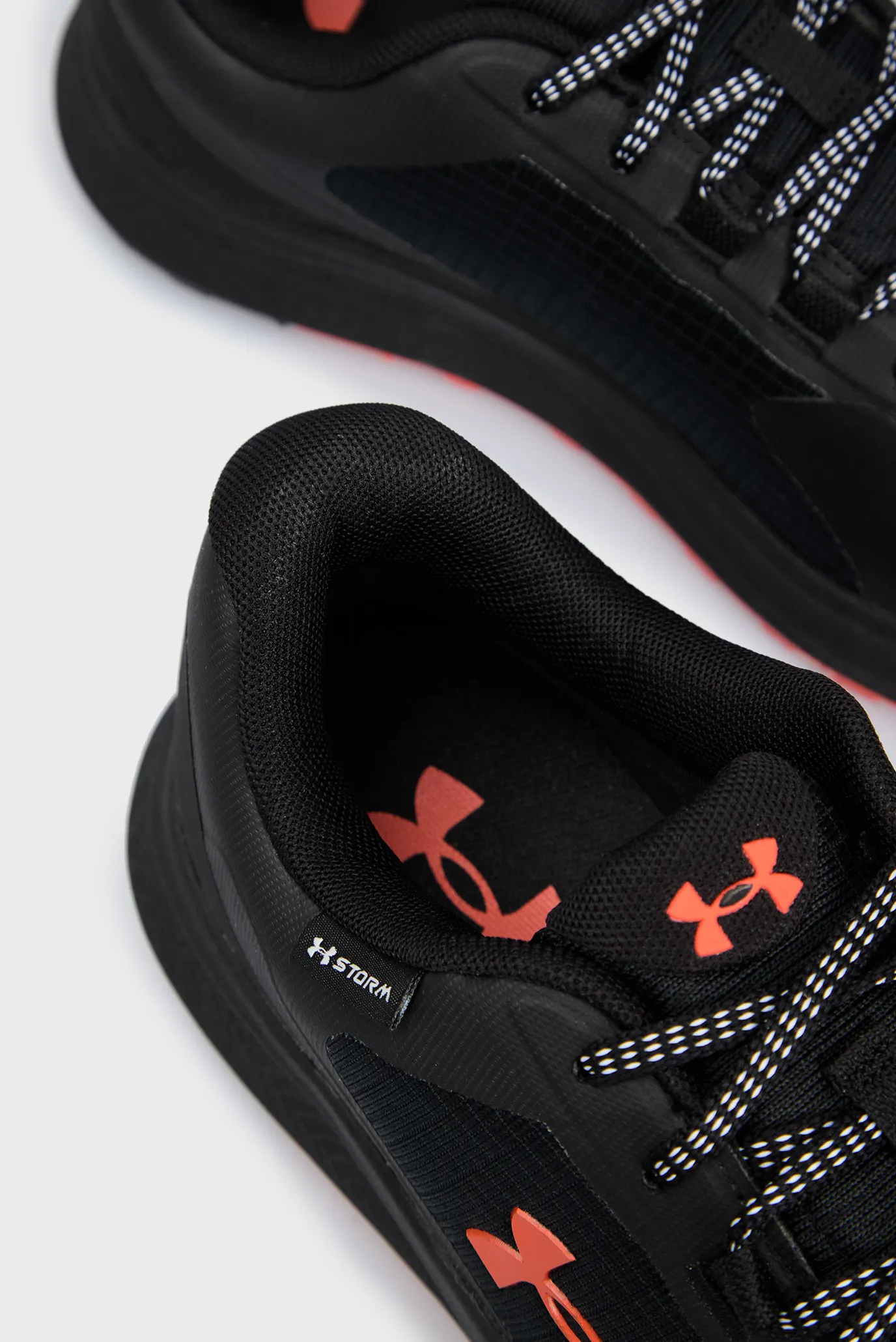 Krossovka UA Charged Bandit TR 3 SP 2