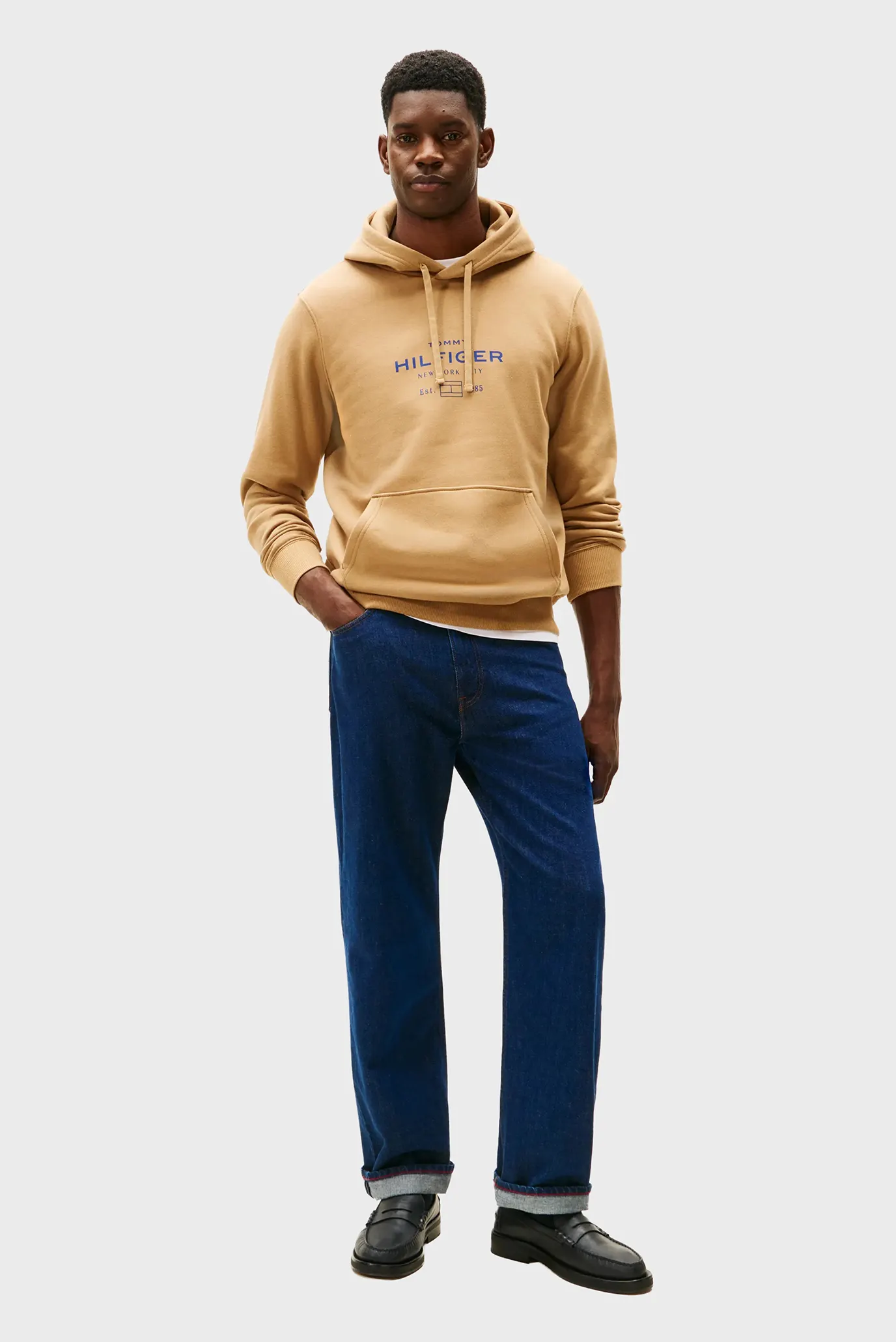 Hudi OVAL GRAPHIC HOODIE 2