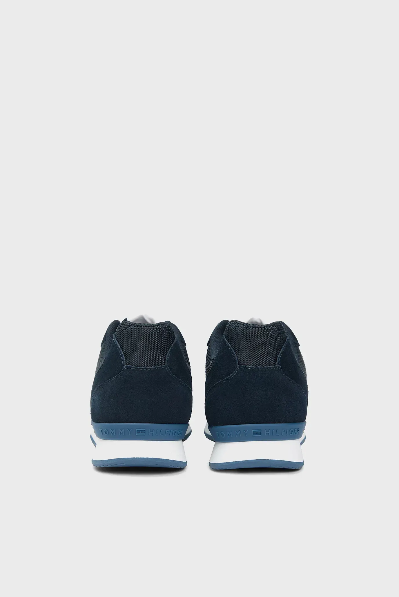 Krossovka RUNNER ICON MIX 4