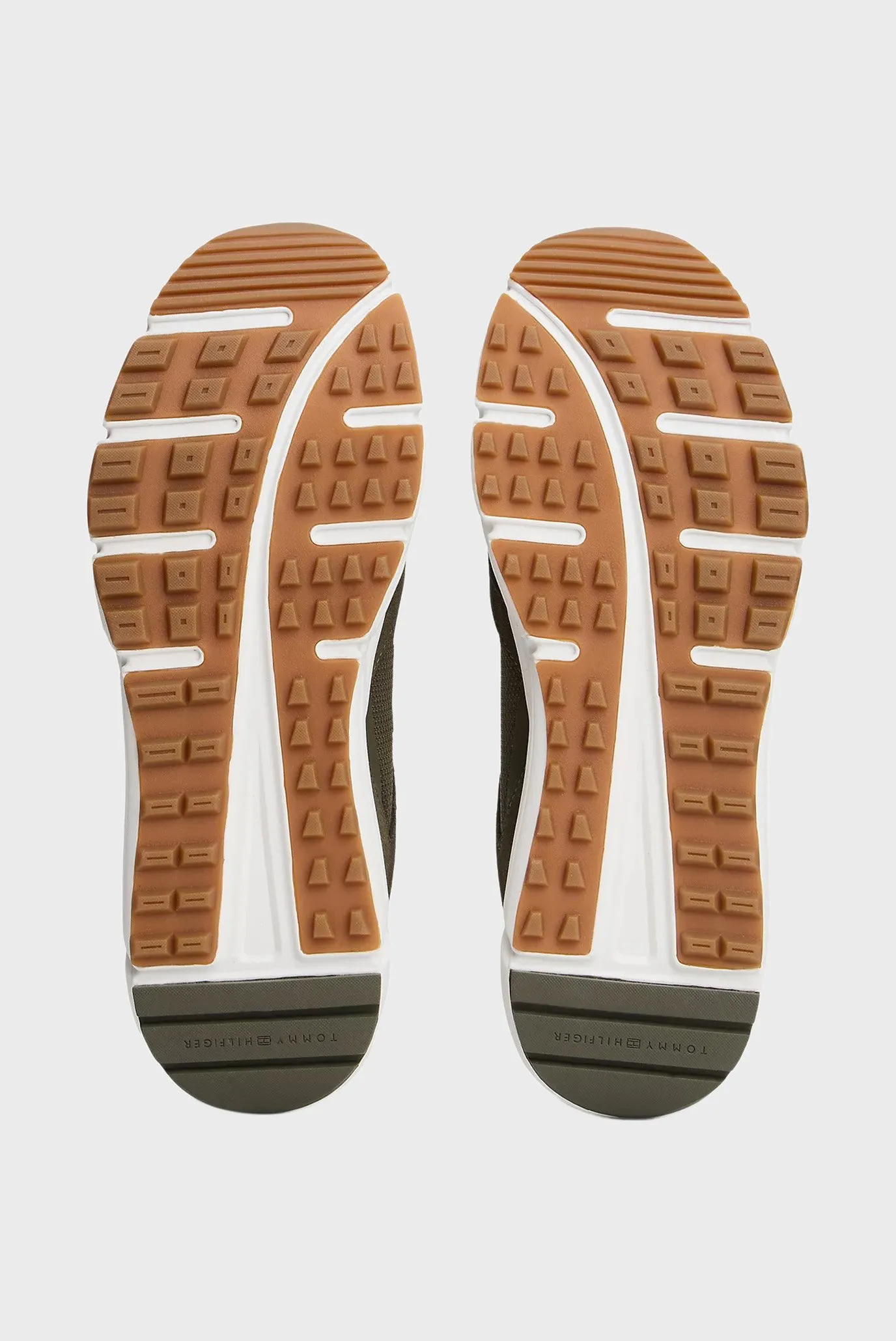 Krossovka OUTDOOR RUNNER MIX 5