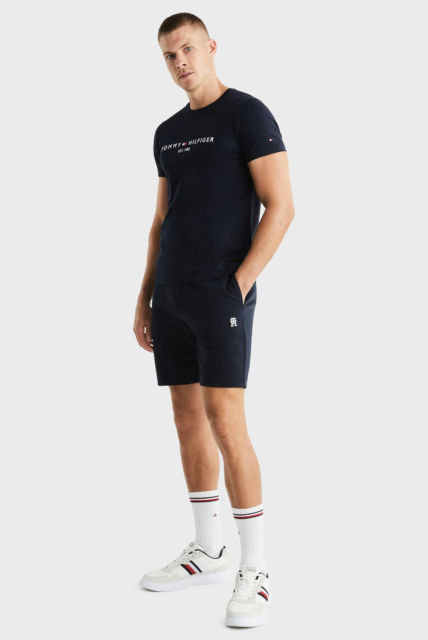Shortik MONOGRAM IMD SWEATSHORT 1
