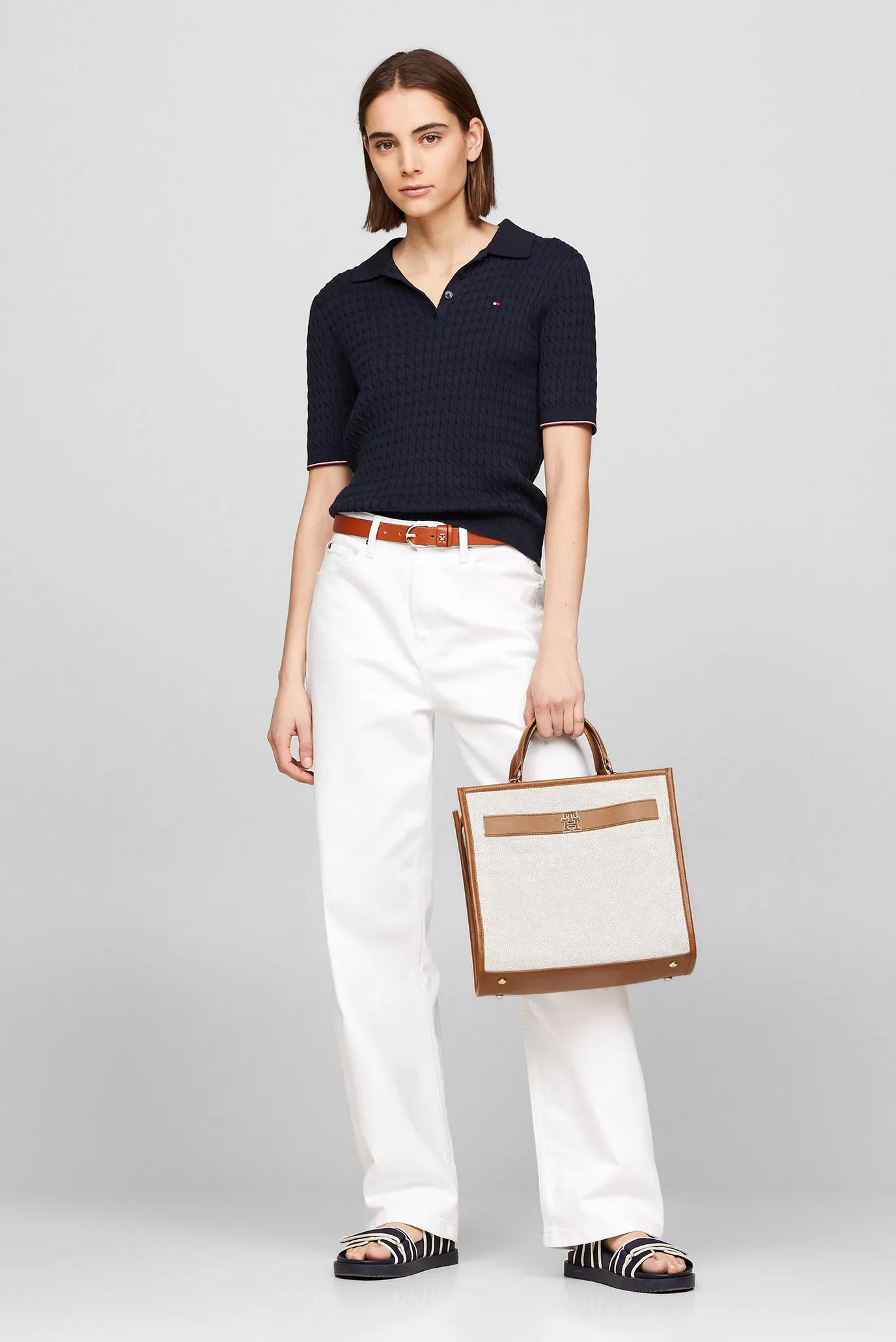 Сумка TH LOGO LEATHER MED SATCHEL CAN 2