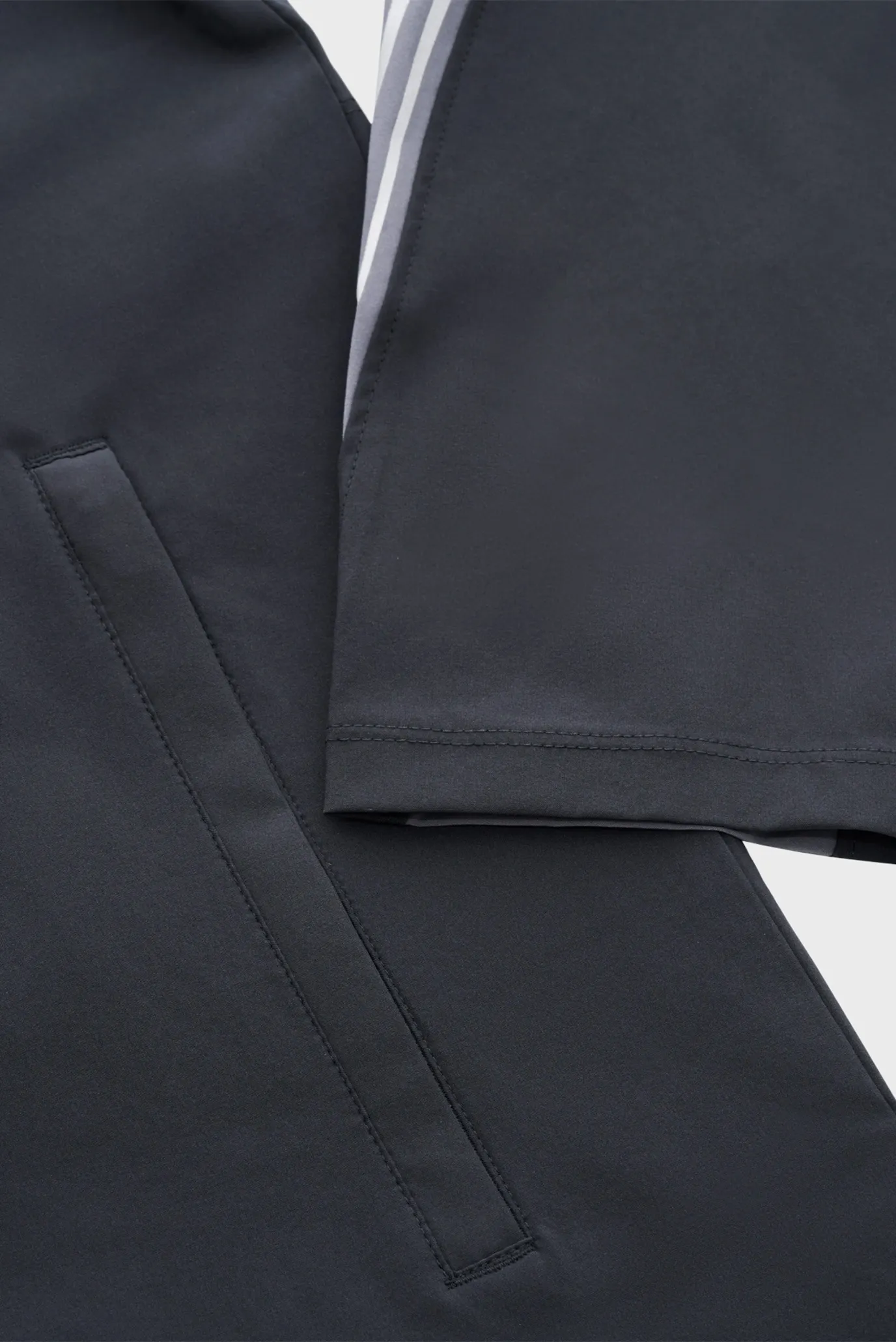 Vetrovka/UA Velociti Storm Hooded Jkt 5