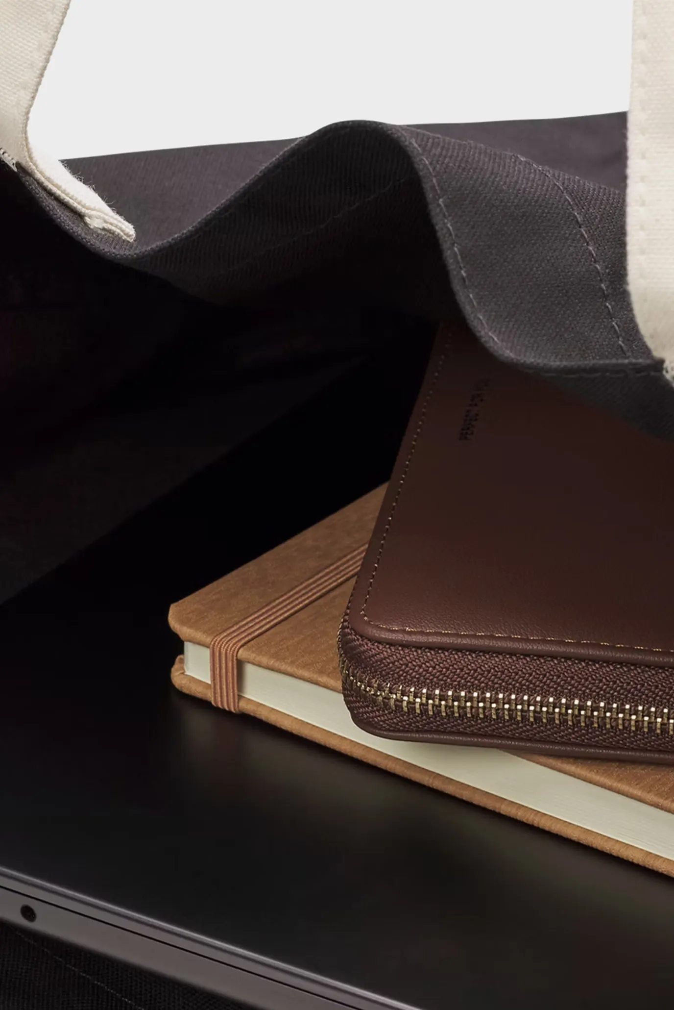 Sumka/UA Canvas Tote 4