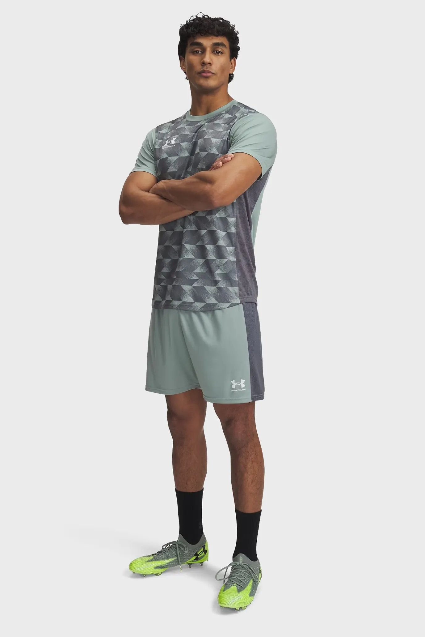 Shortik UA M Challenger Train Short 2