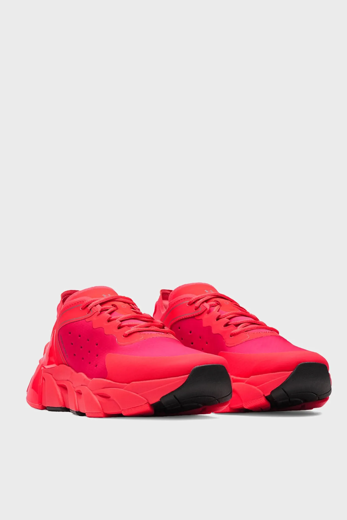 Krossovka UA Halo Trainer 2