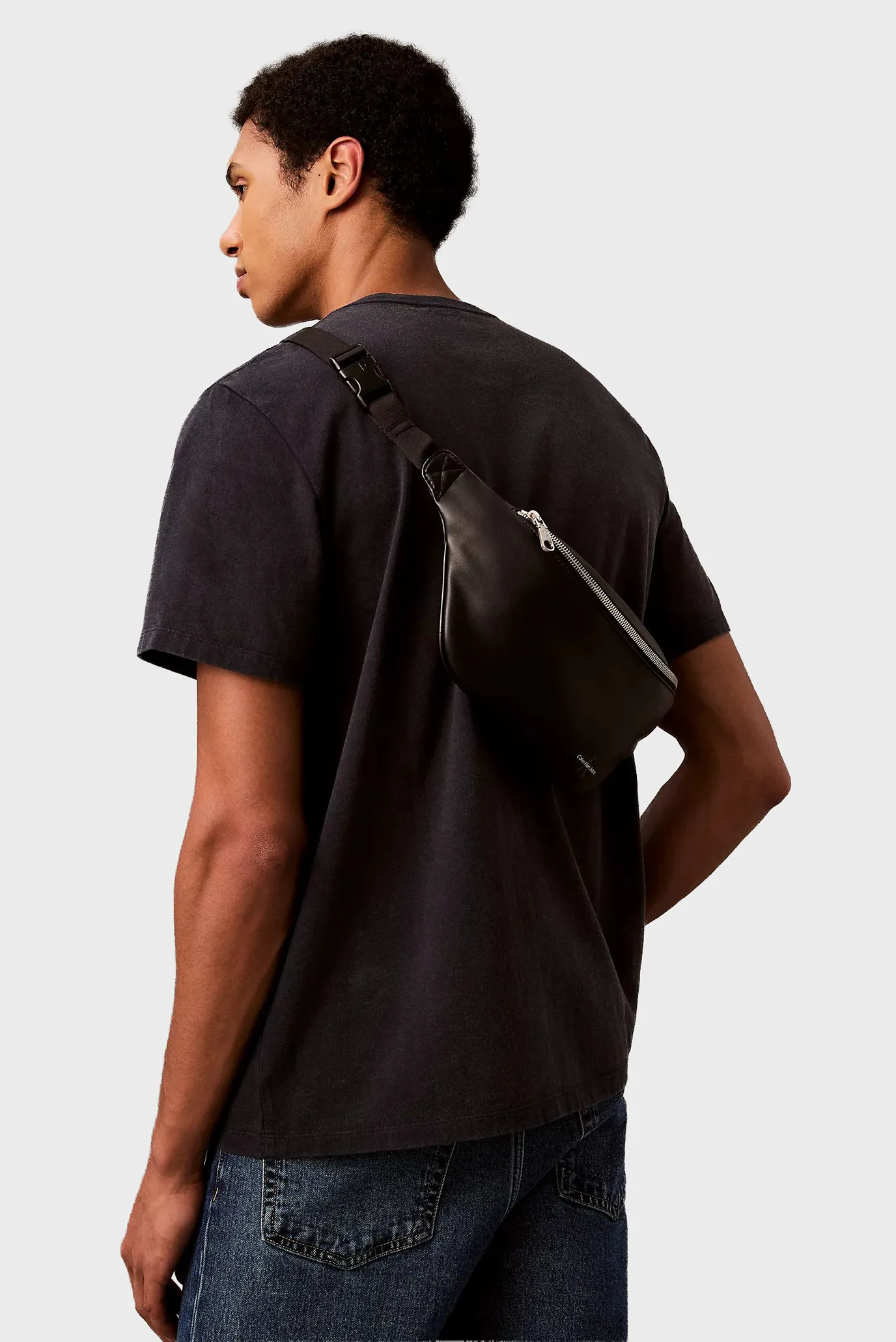 Sumka MONO LOGO WAISTBAG 38 2