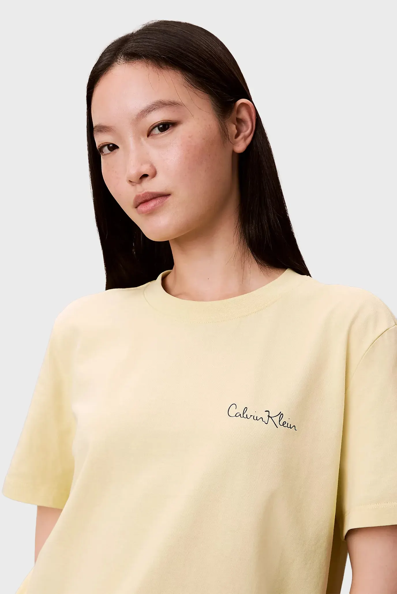 Футболка/SS CLASSIC GRAPHIC TEE 4