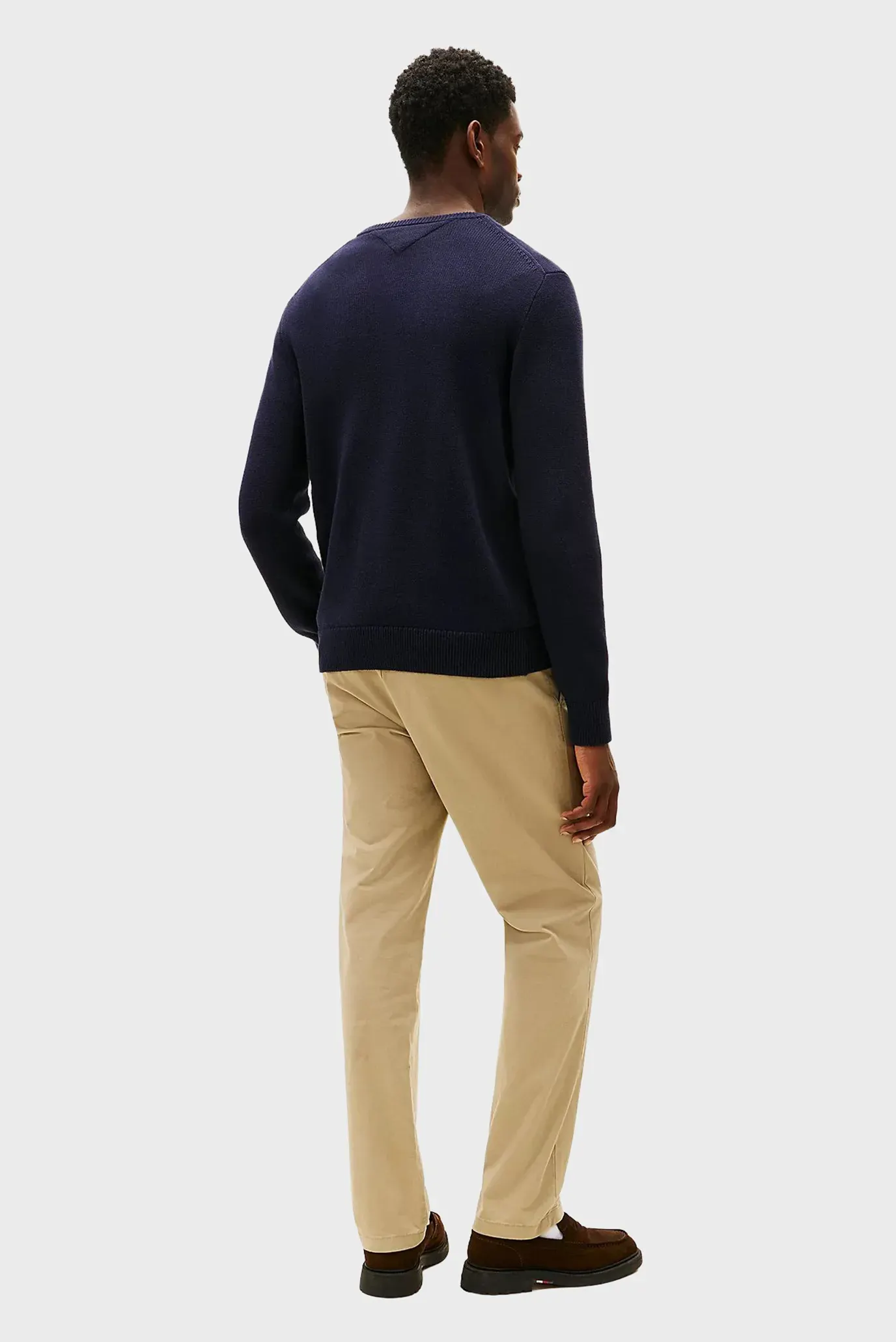 Sviter GIFTING CREST CREW NECK 3