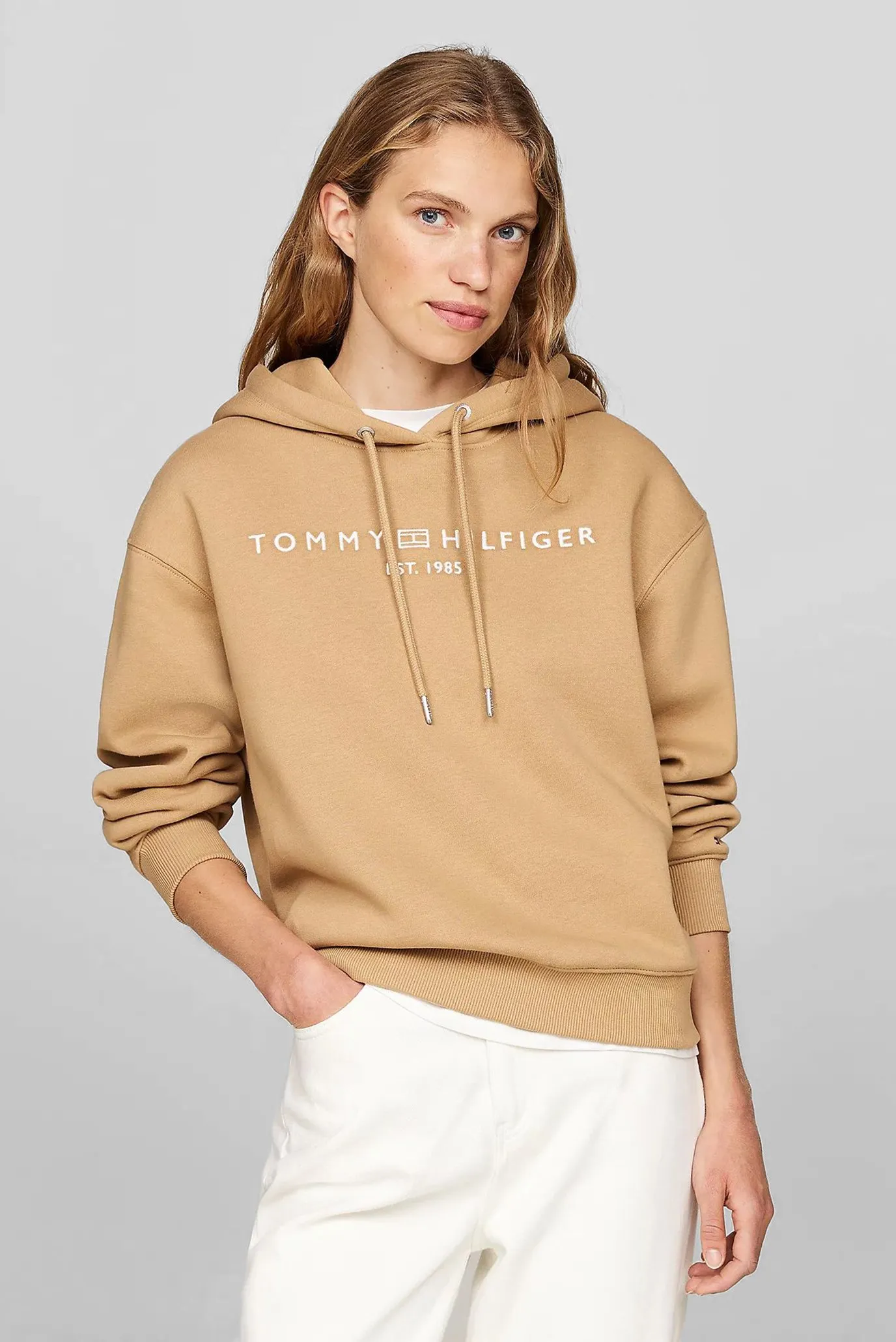 Hudi MDRN REG CORP LOGO HOODIE 1