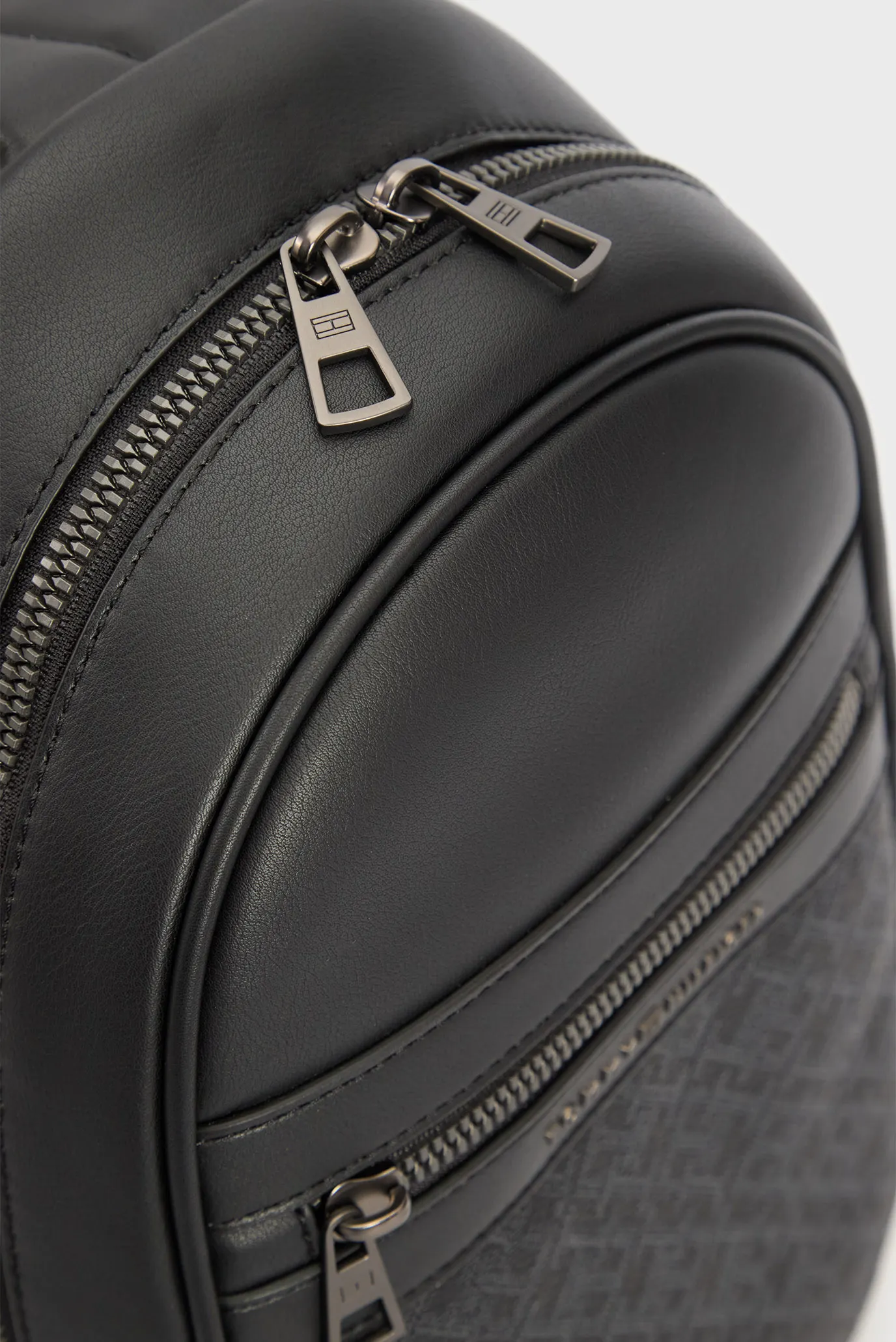 Сумка TH MONOGRAM SLING BAG 5