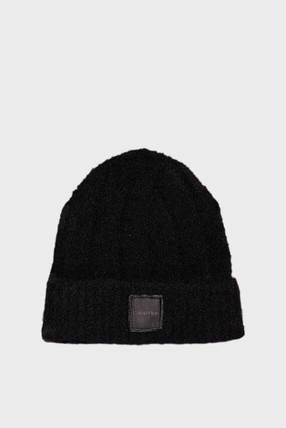 Shapka MODERN PATCH CHUNKY BEANIE Calvin Klein Shapka MODERN PATCH CHUNKY BEANIE Calvin Klein