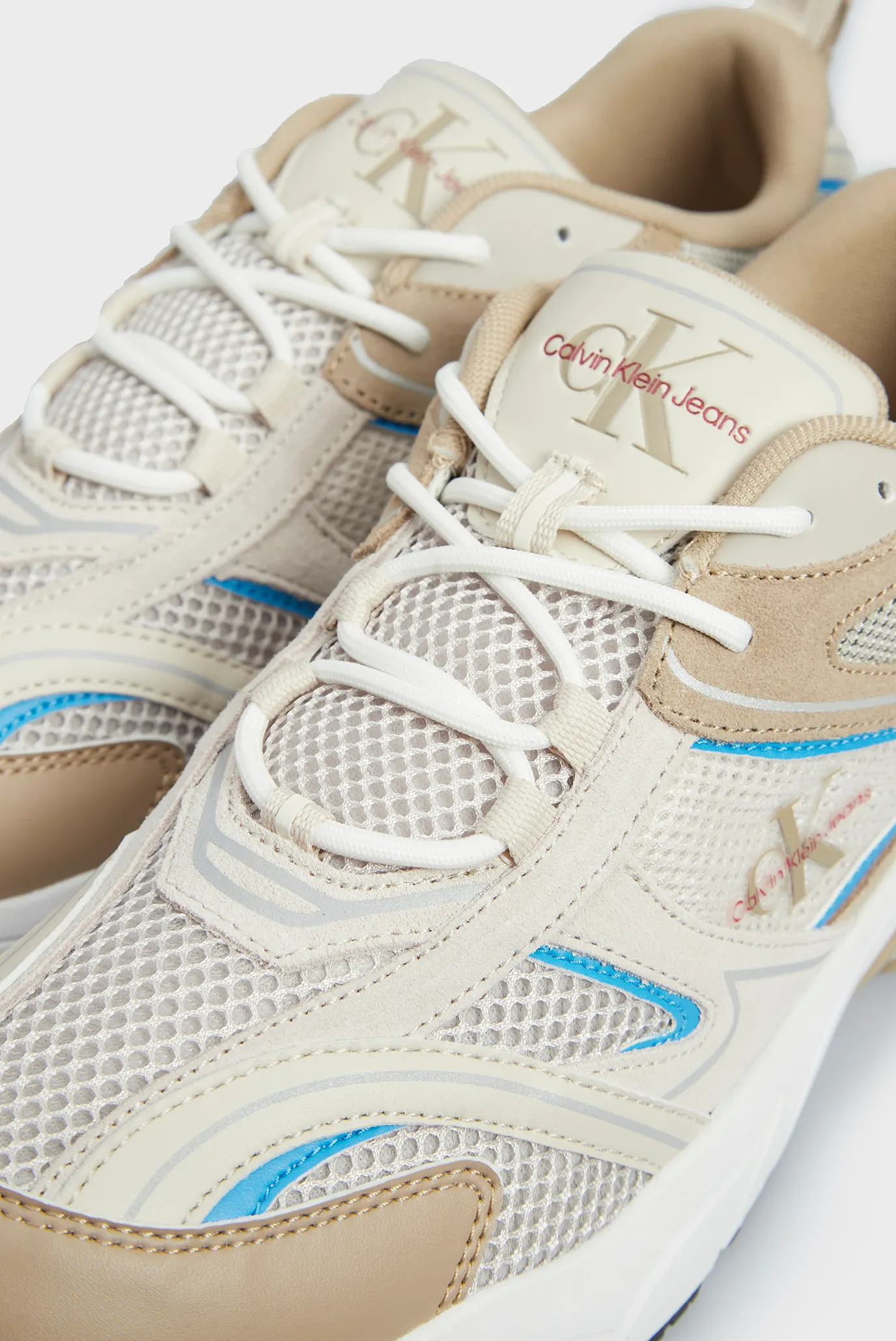 Krossovka RETRO TENNIS SU-MESH 2