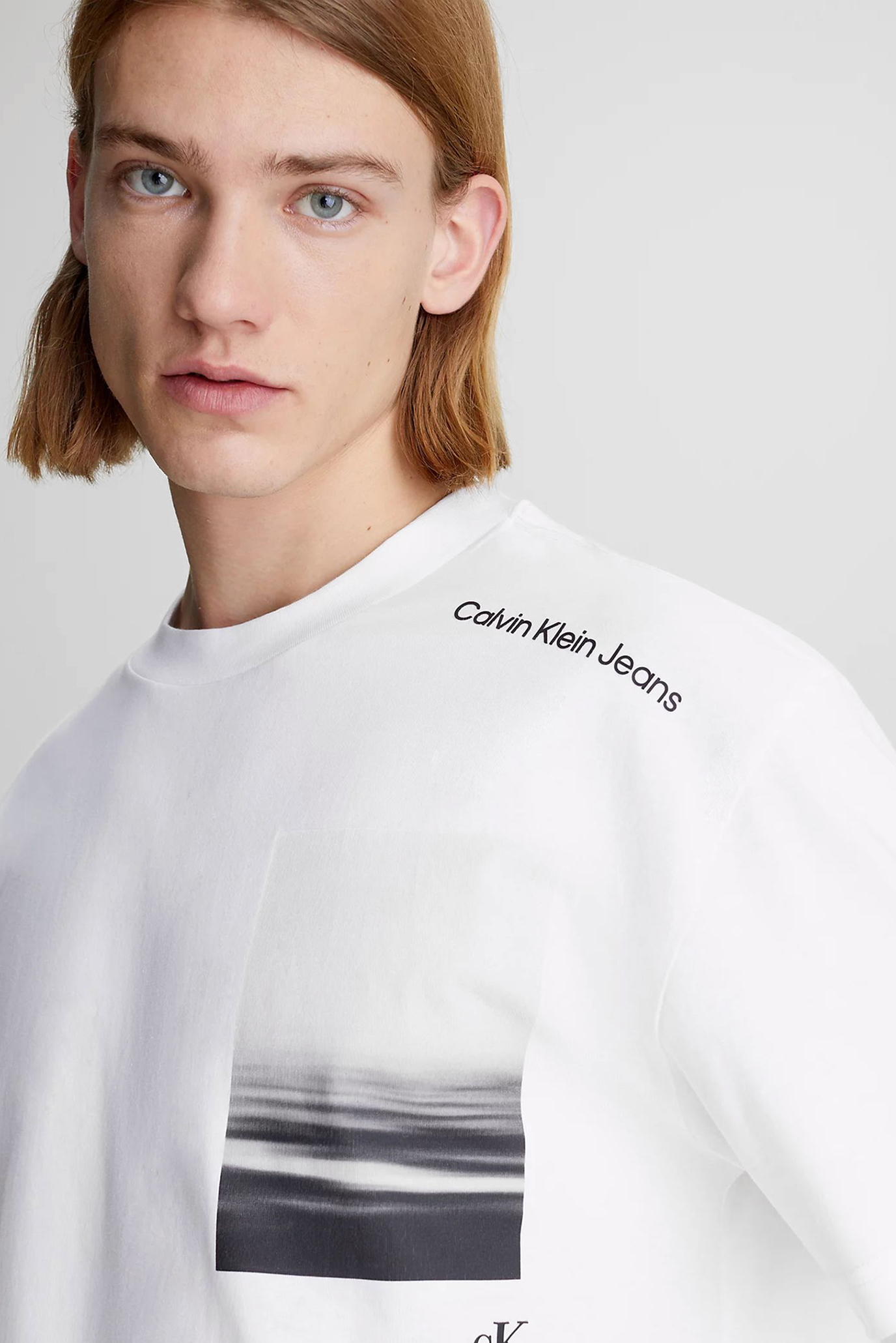 Футболка SERENITY BACK GRAPHIC TEECalvin Klein Jeans Футболка SERENITY BACK GRAPHIC TEE 4