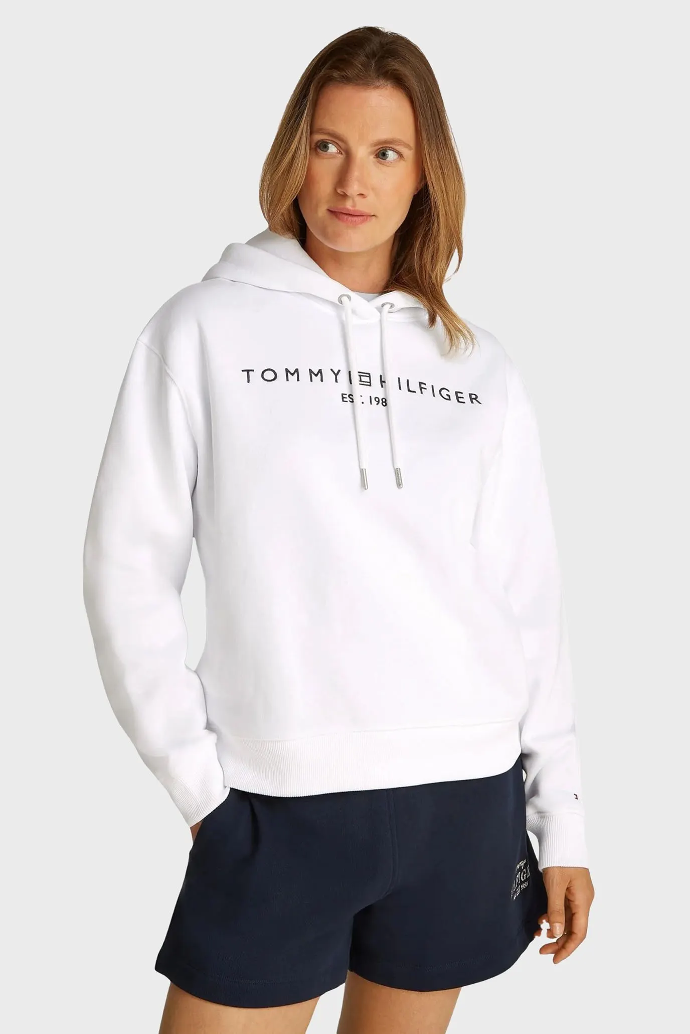 Hudi MDRN REG CORP LOGO HOODIE 1