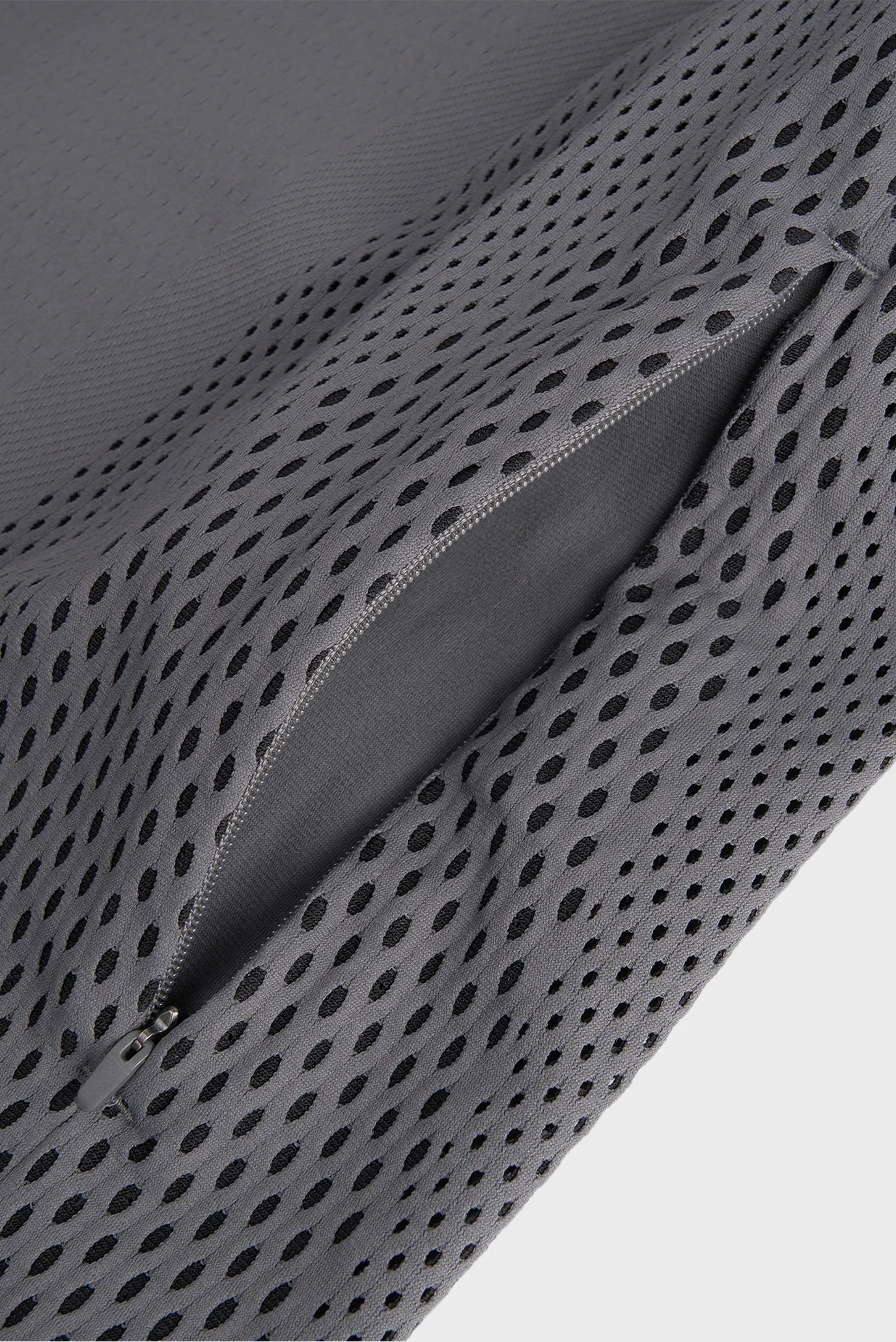 Ветровка UA Halo Engineered FZ 6