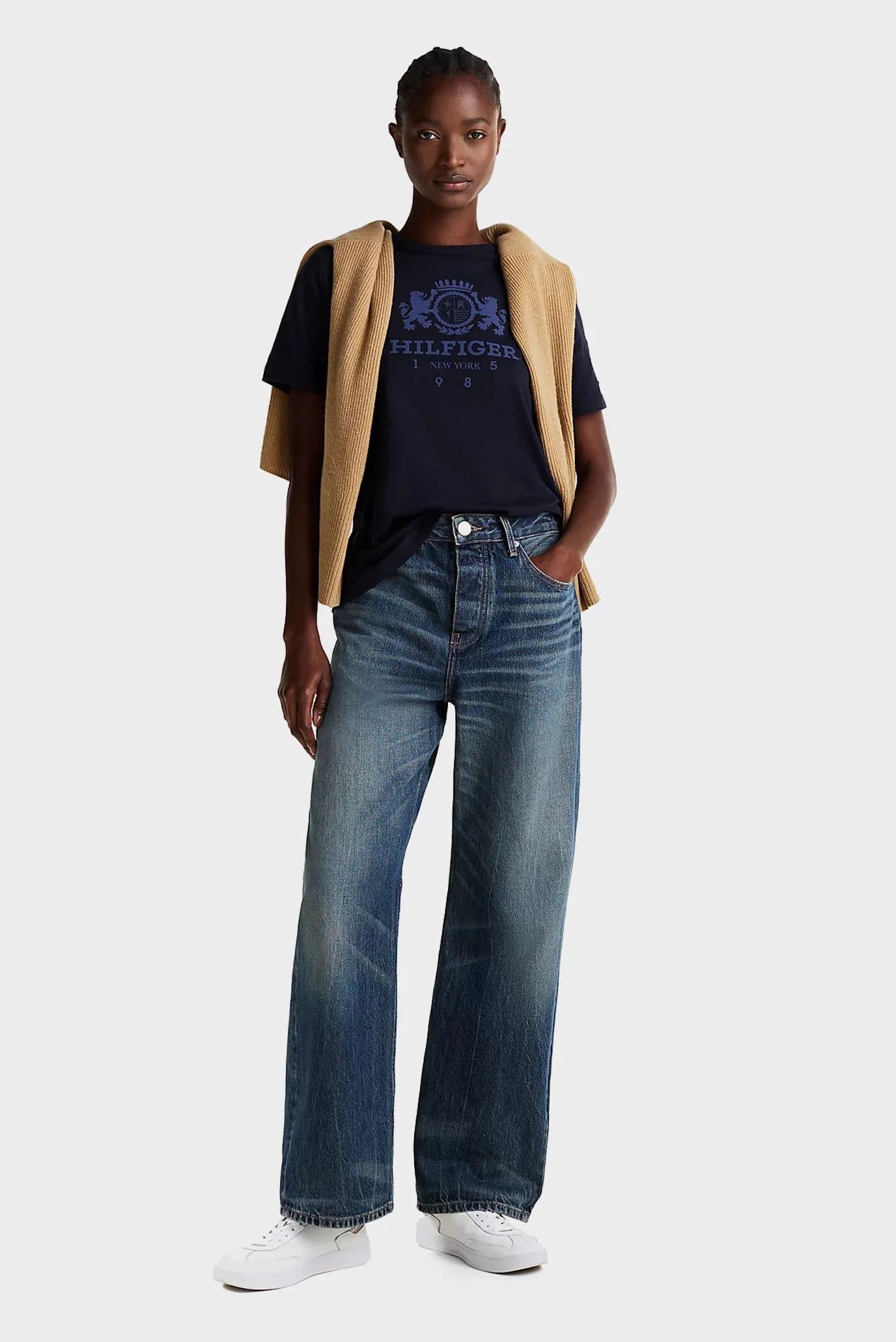 Футболка REG VARSITY CREST C-NK SS 3