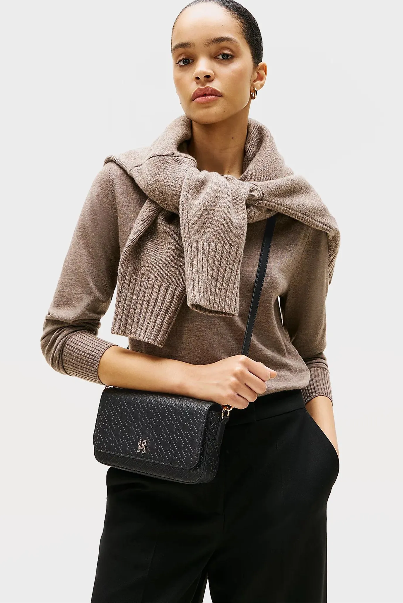 Сумка TH ICON CONV CROSSOVER MONO 2