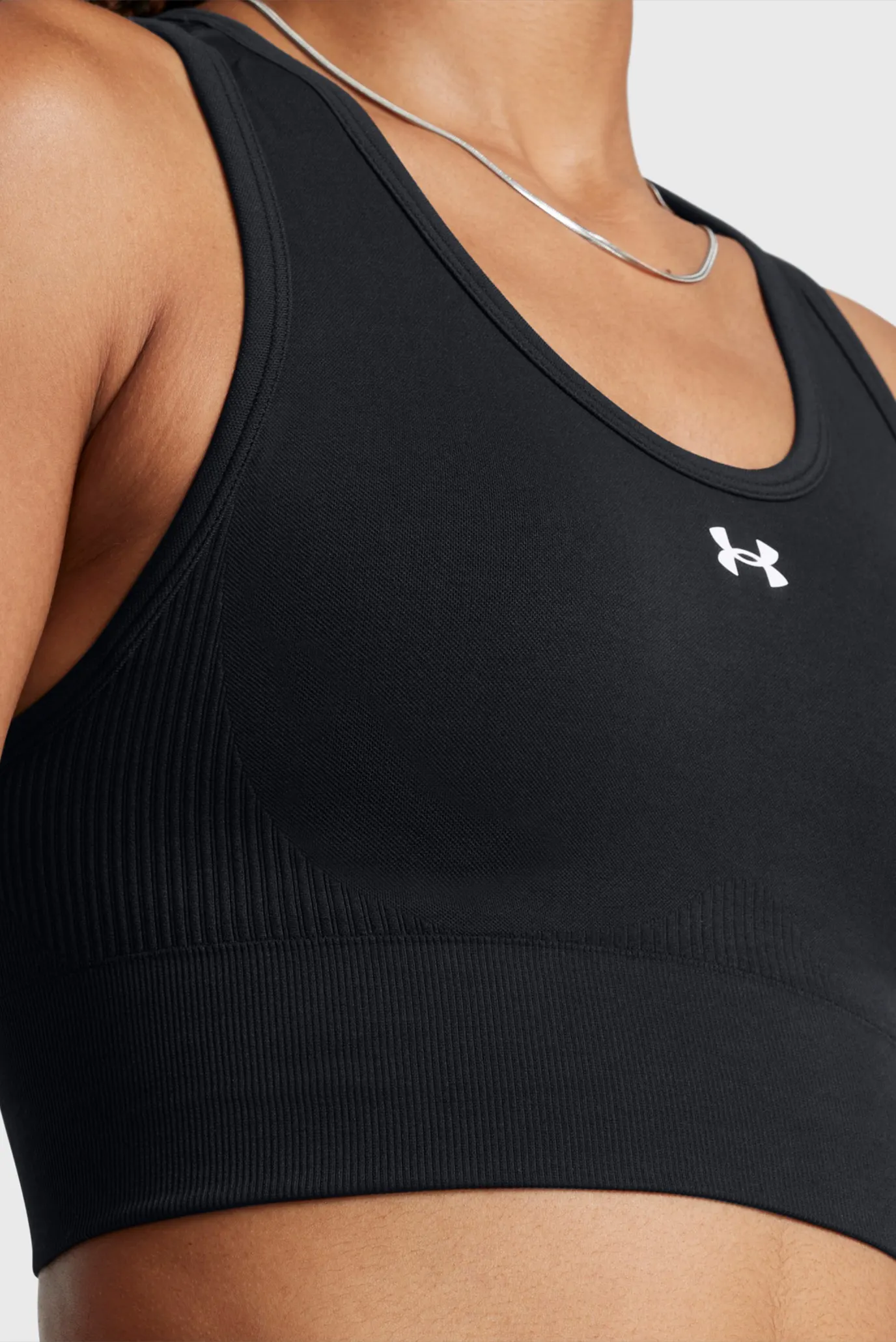 Top Vanish Seamless Mid Bra 3