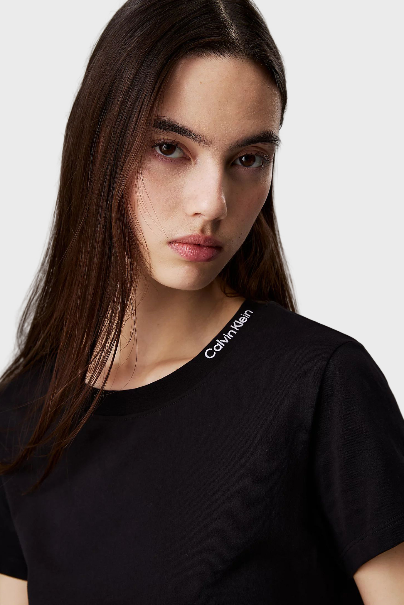 Футболка LOGO NECKLINE T-SHIRT 4