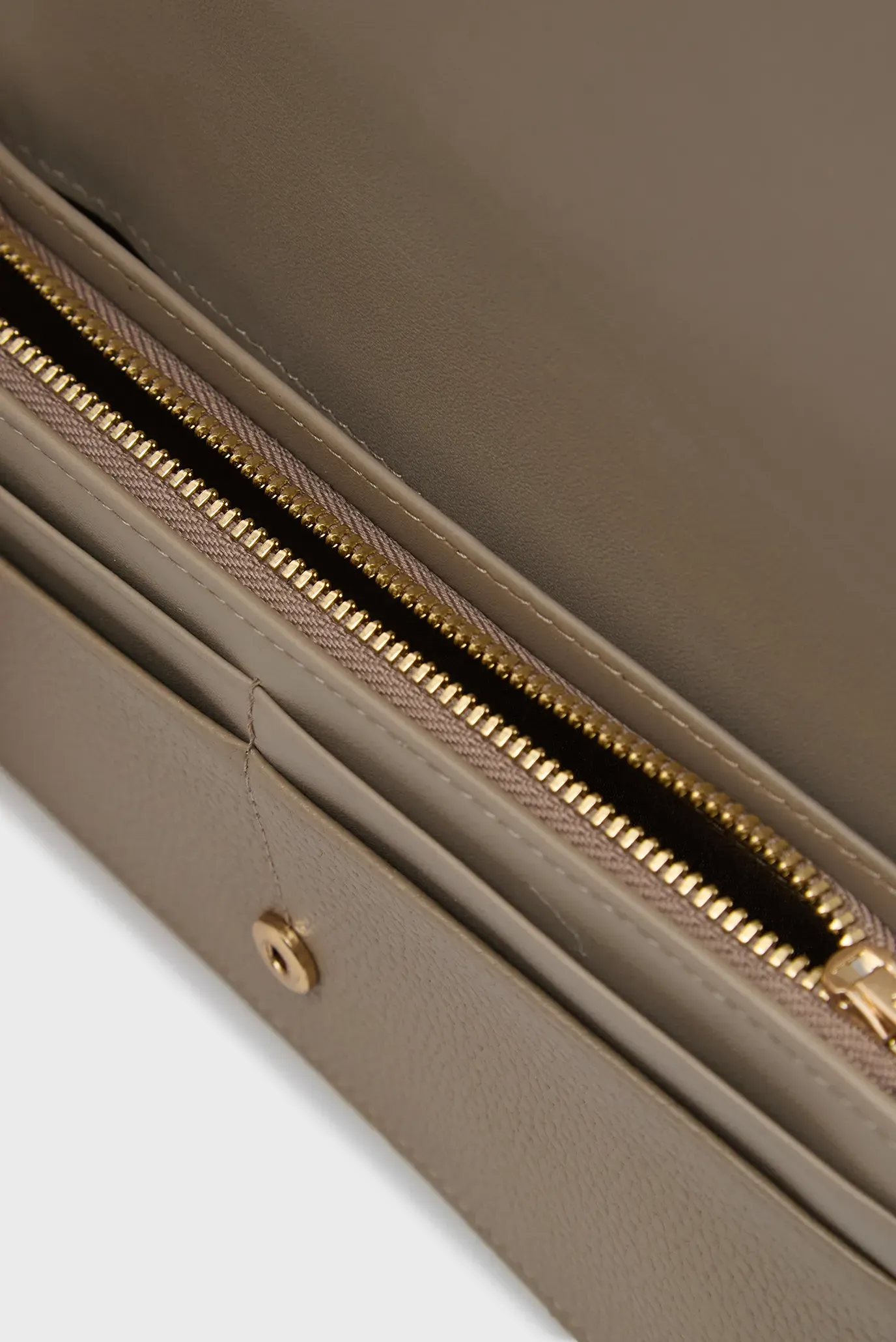 Hamyon/EMBLEM HW PEBBLE LONG BIFOLD 2