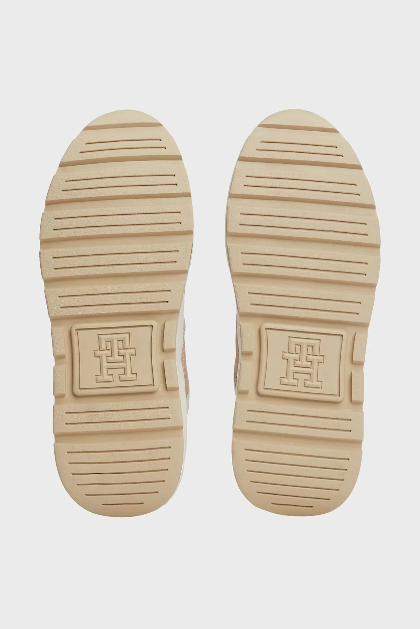 Krossovka CHUNKY FASHION RUNNER 6