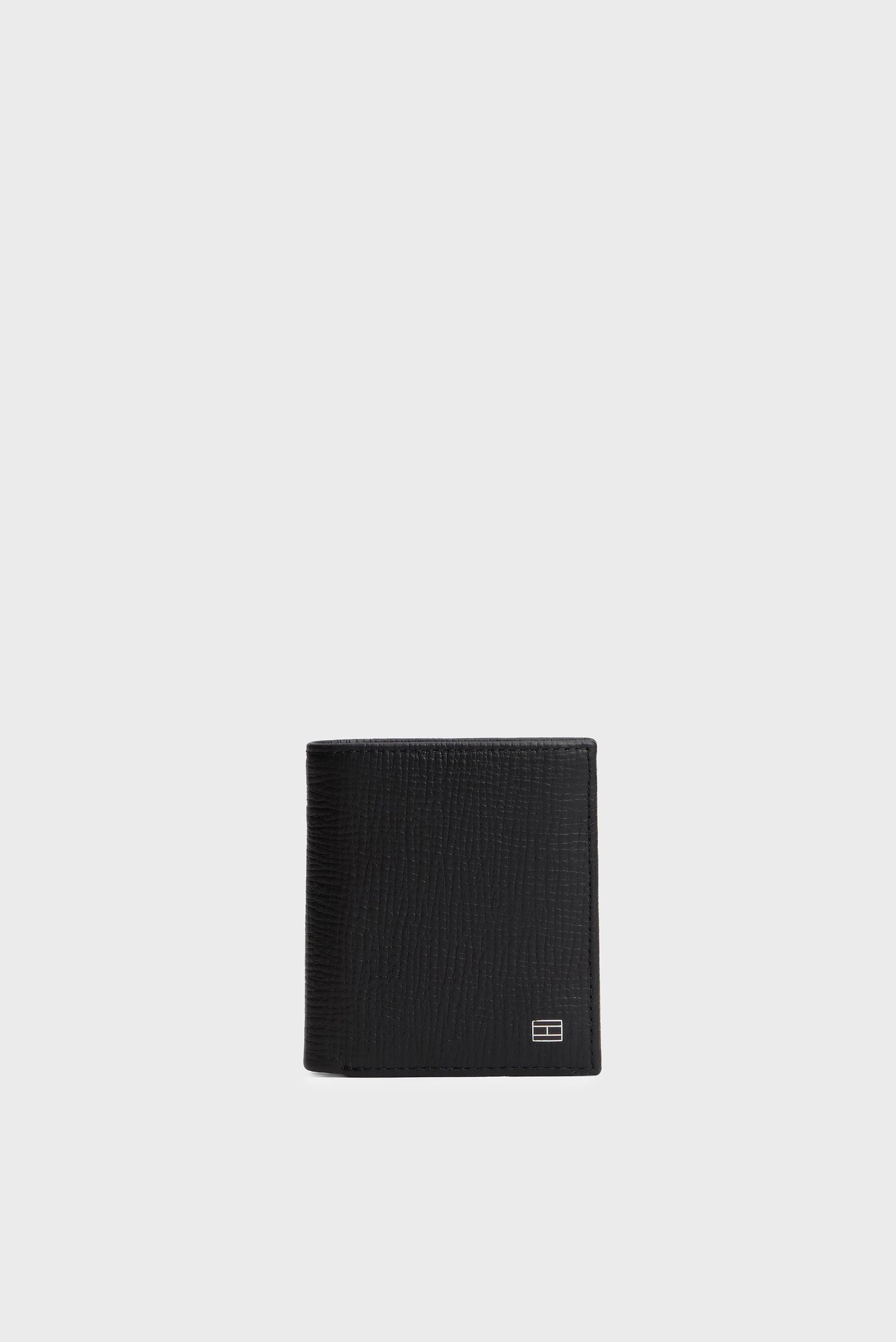 Hamyon TH FLAG TRIFOLD 1
