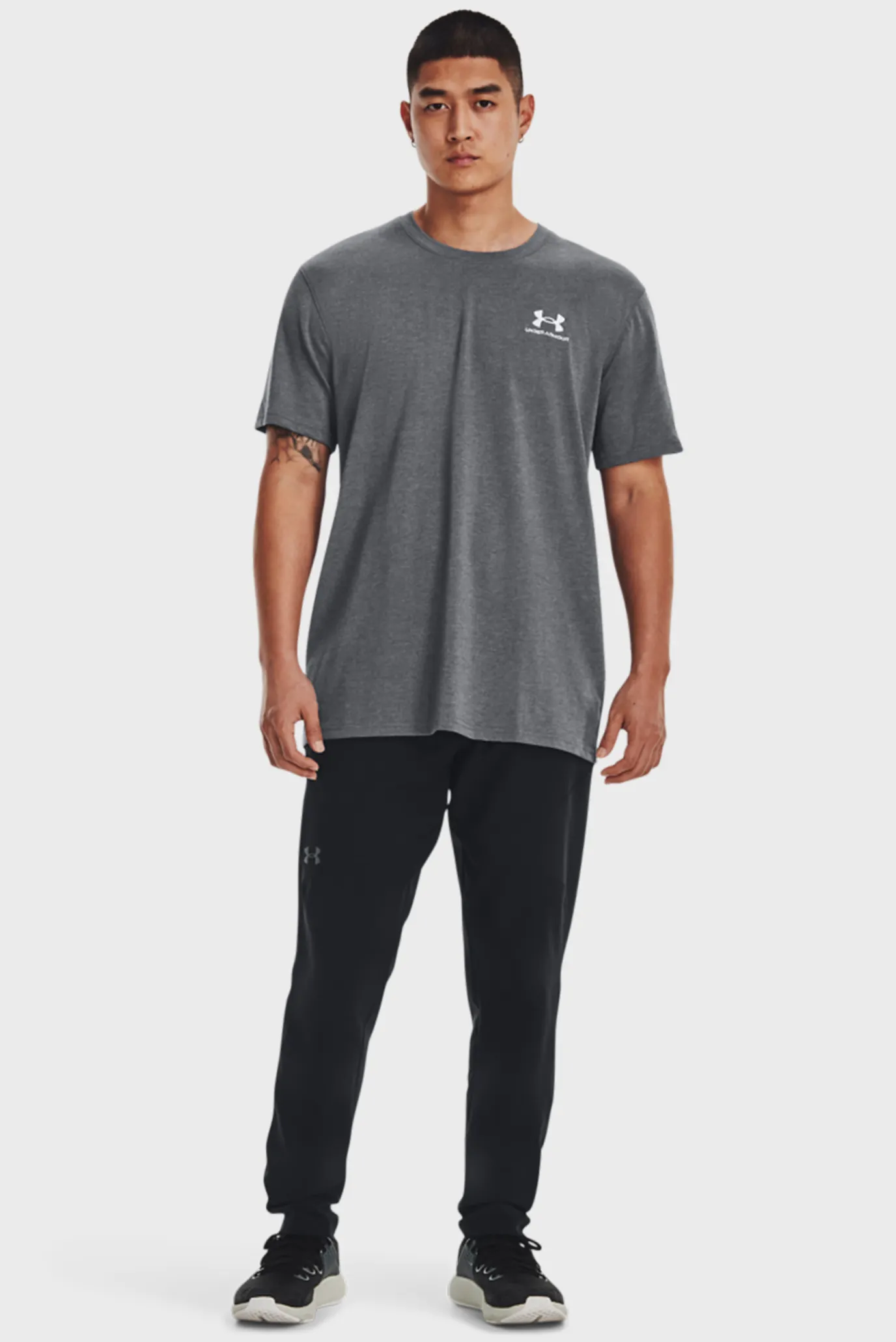 Futbolka UA M LOGO EMB HEAVYWEIGHT SS 2