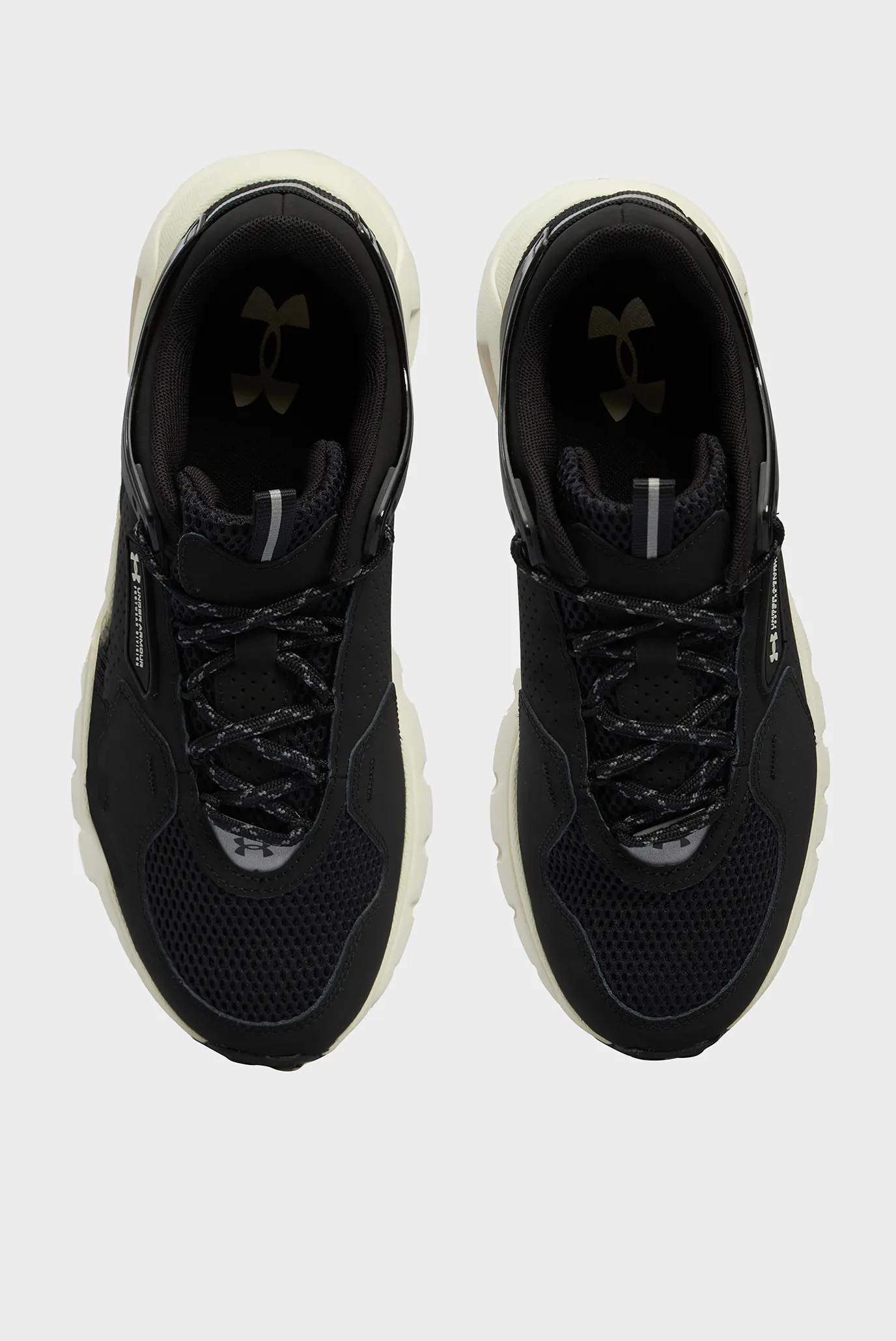 Krossovka UA Summit Trek 4