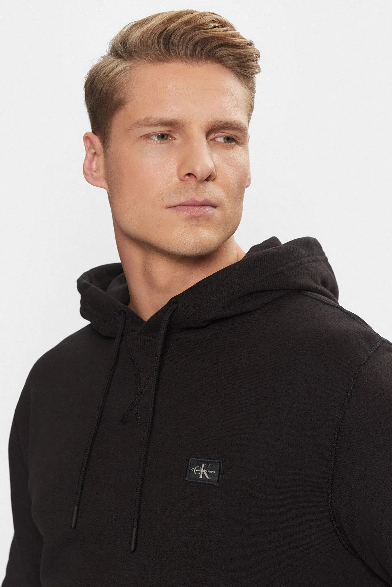 Hudi WOVEN LABEL HOODIE 4