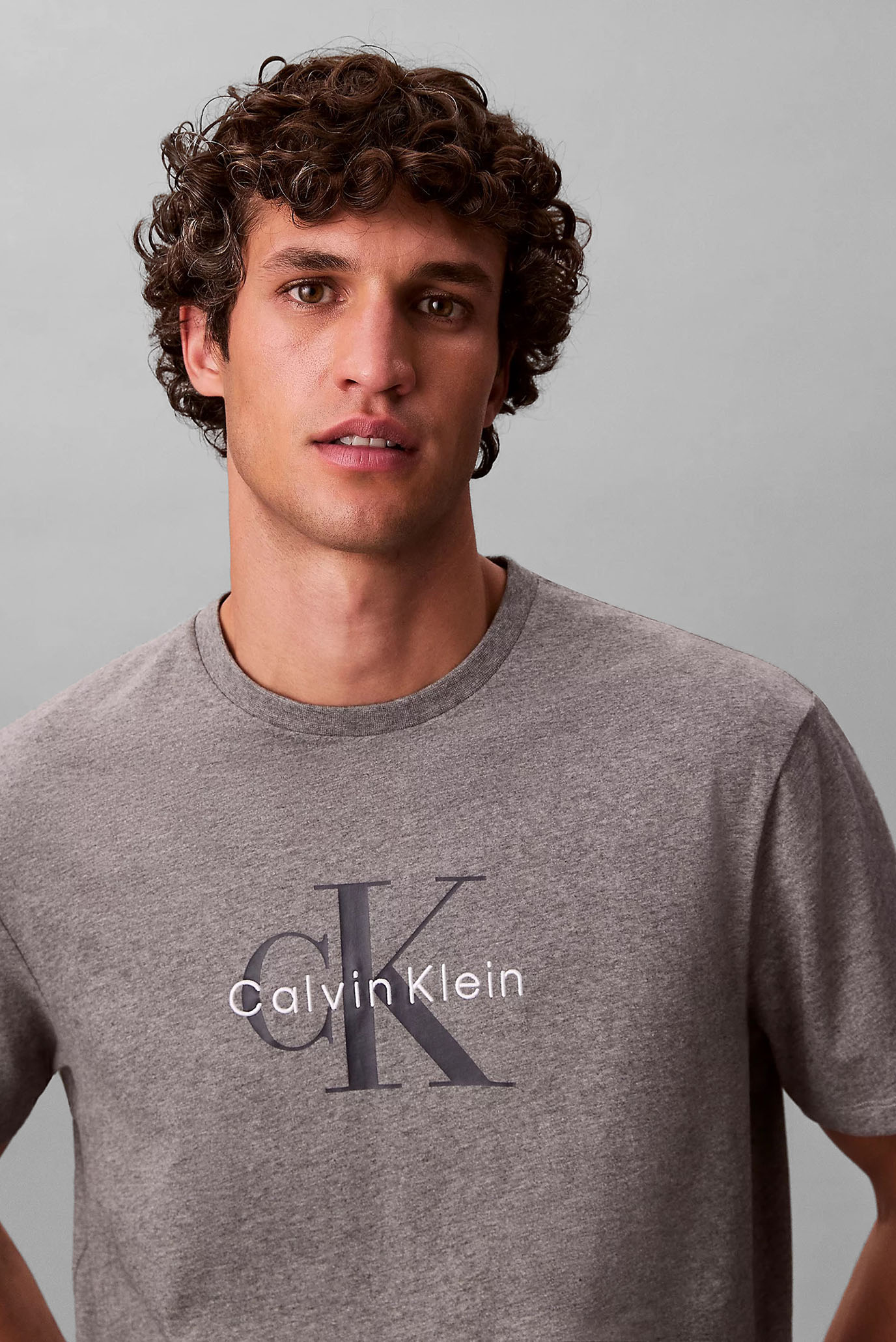 Futbolka SS Hero Monologo Tee 20sCalvin Klein Jeans Futbolka SS Hero Monologo Tee 20s 2