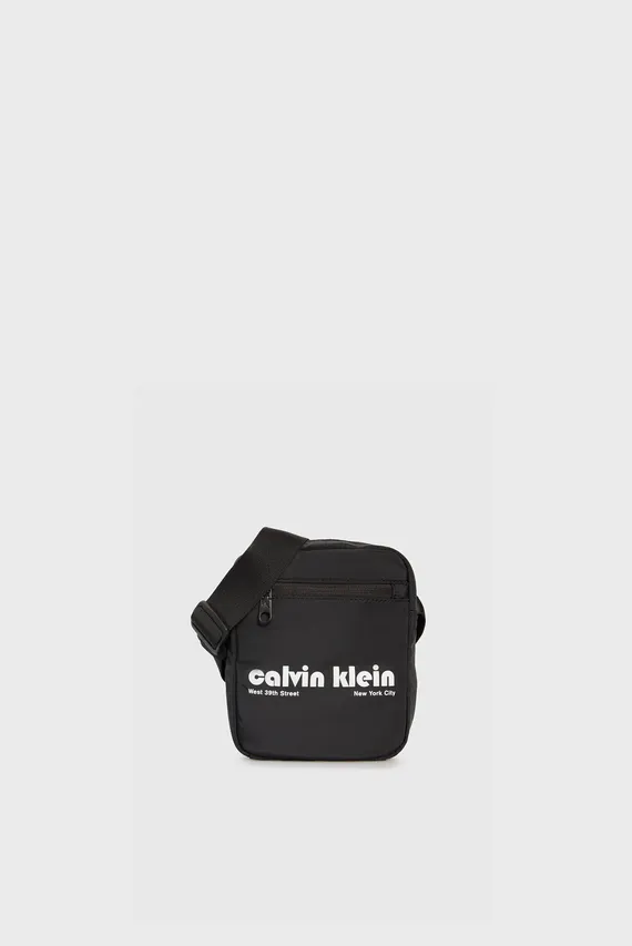 Сумка CKJ GRAPHIC CK REPORTER Calvin Klein Jeans