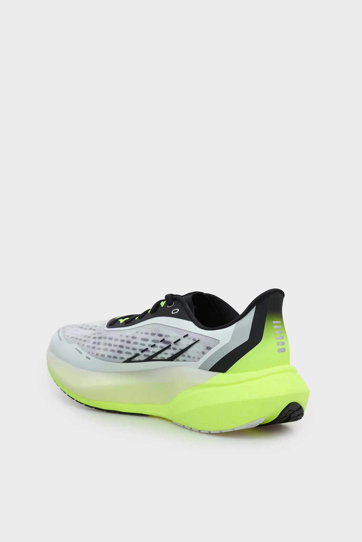 Krossovka/UA Velociti Distance-WHT 5