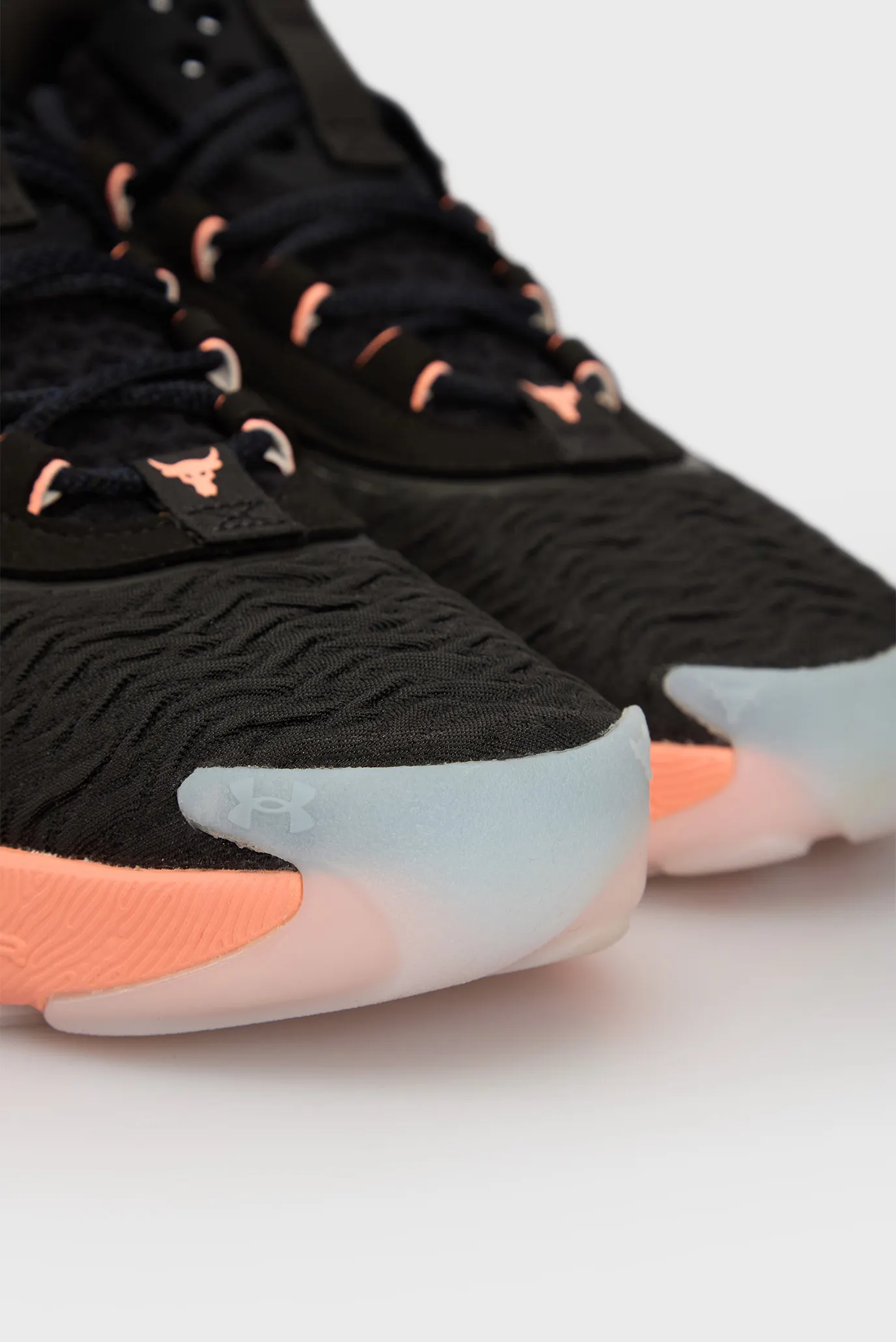 Krossovka UA Project Rock 7 2