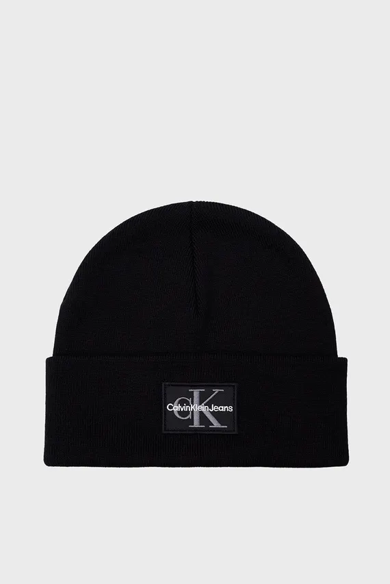 Shapka MONO LOGO PATCH BEANIE Calvin Klein Jeans